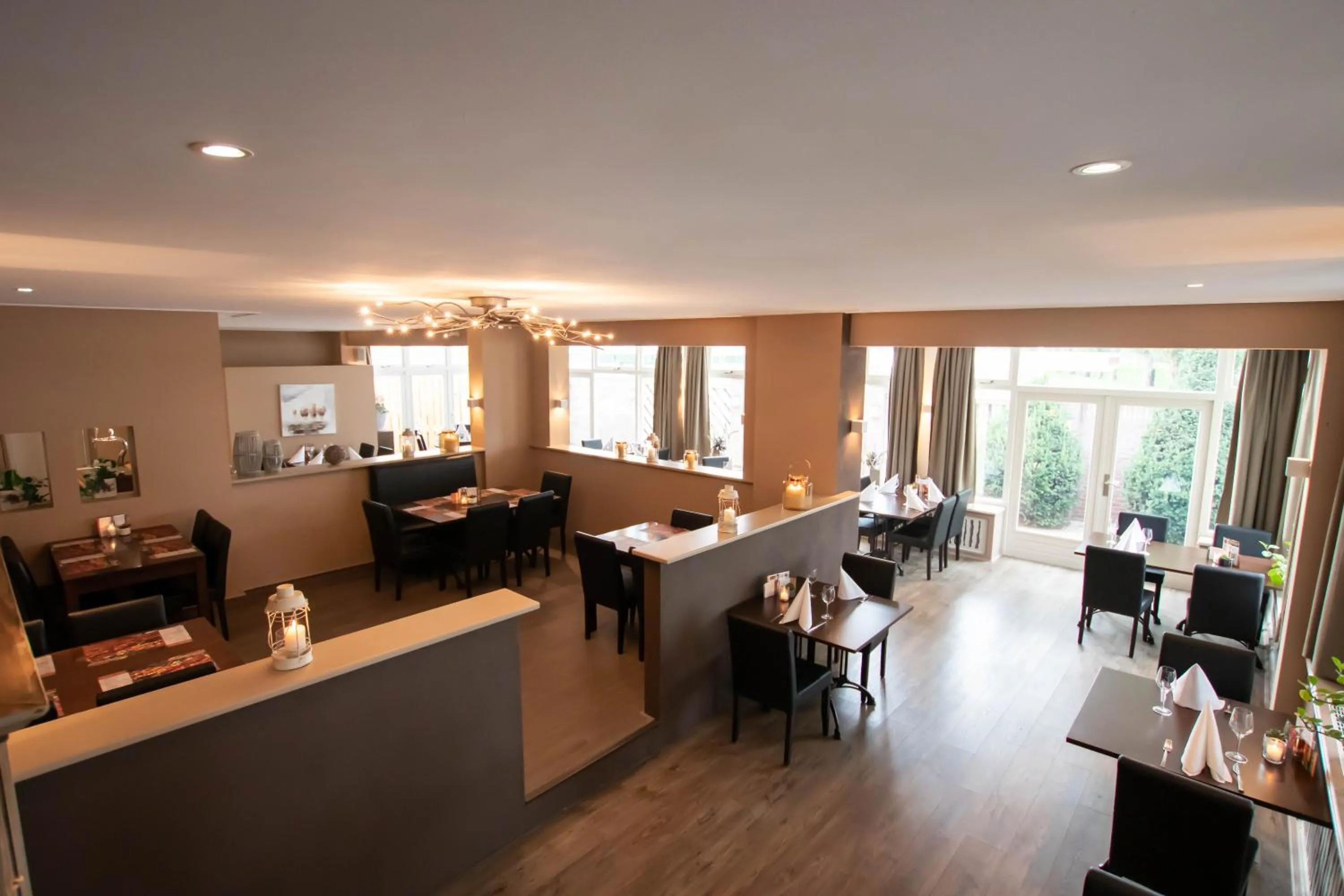 Restaurant/places to eat in De Vier Linden