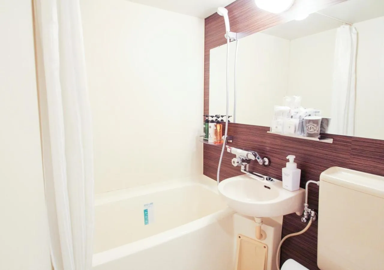 Bathroom in APA Hotel Hakata Ekimae 4 chome
