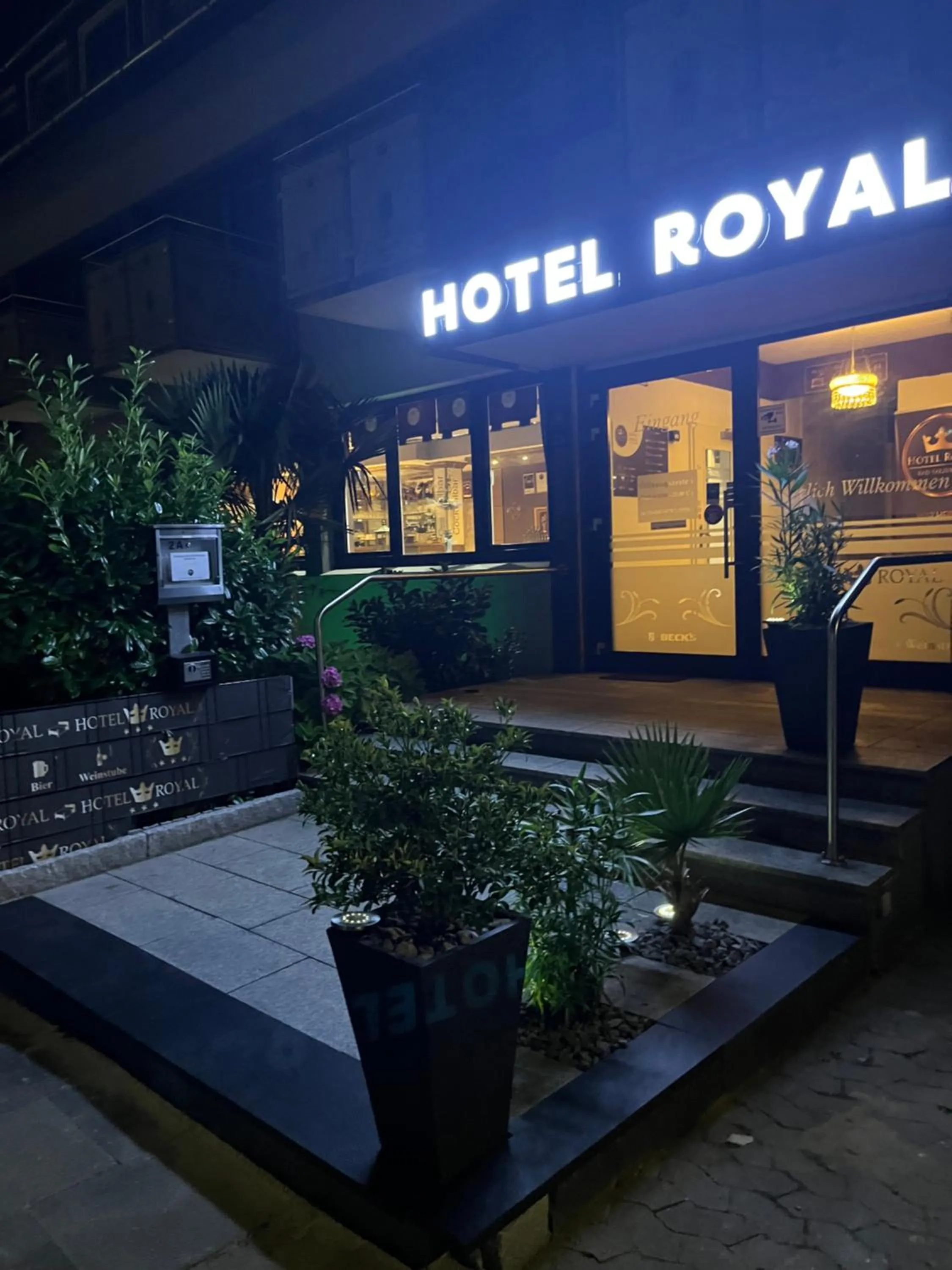 Facade/entrance in Hotel Royal