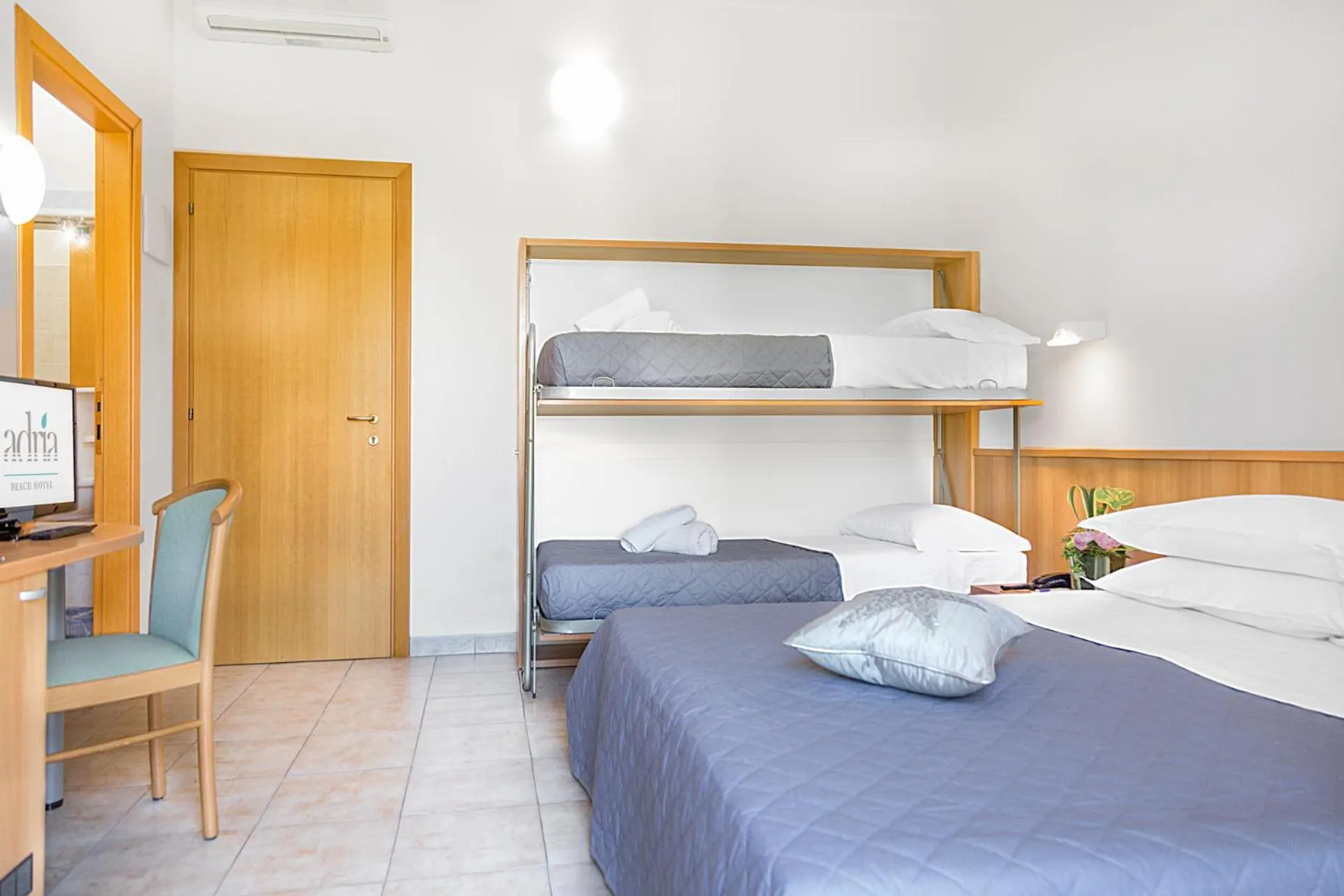 Bedroom, Bed in Adria Beach Hotel