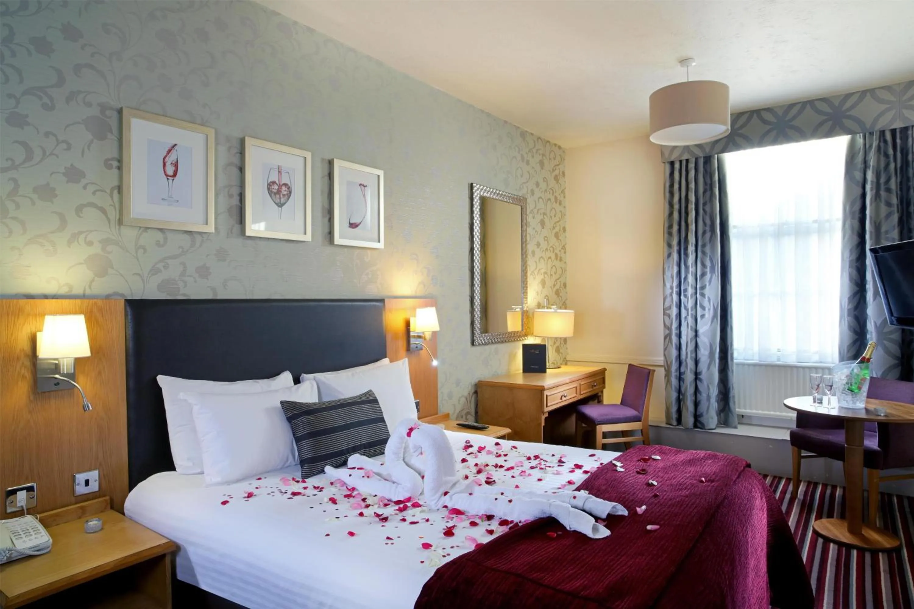 Bedroom, Bed in Carlisle Station Hotel, Sure Hotel Collection by BW