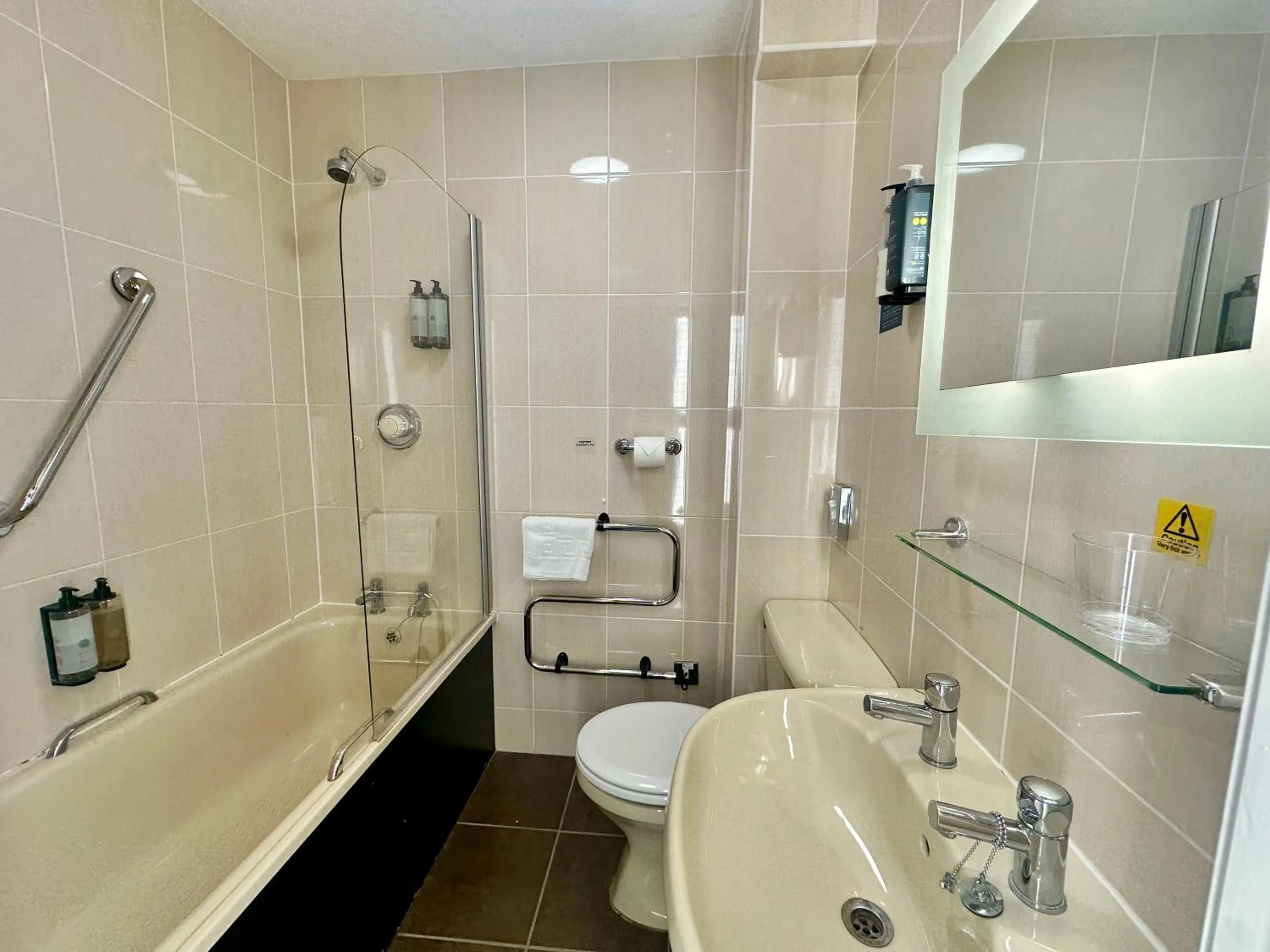 Bathroom in Carlisle Station Hotel, Sure Hotel Collection by BW