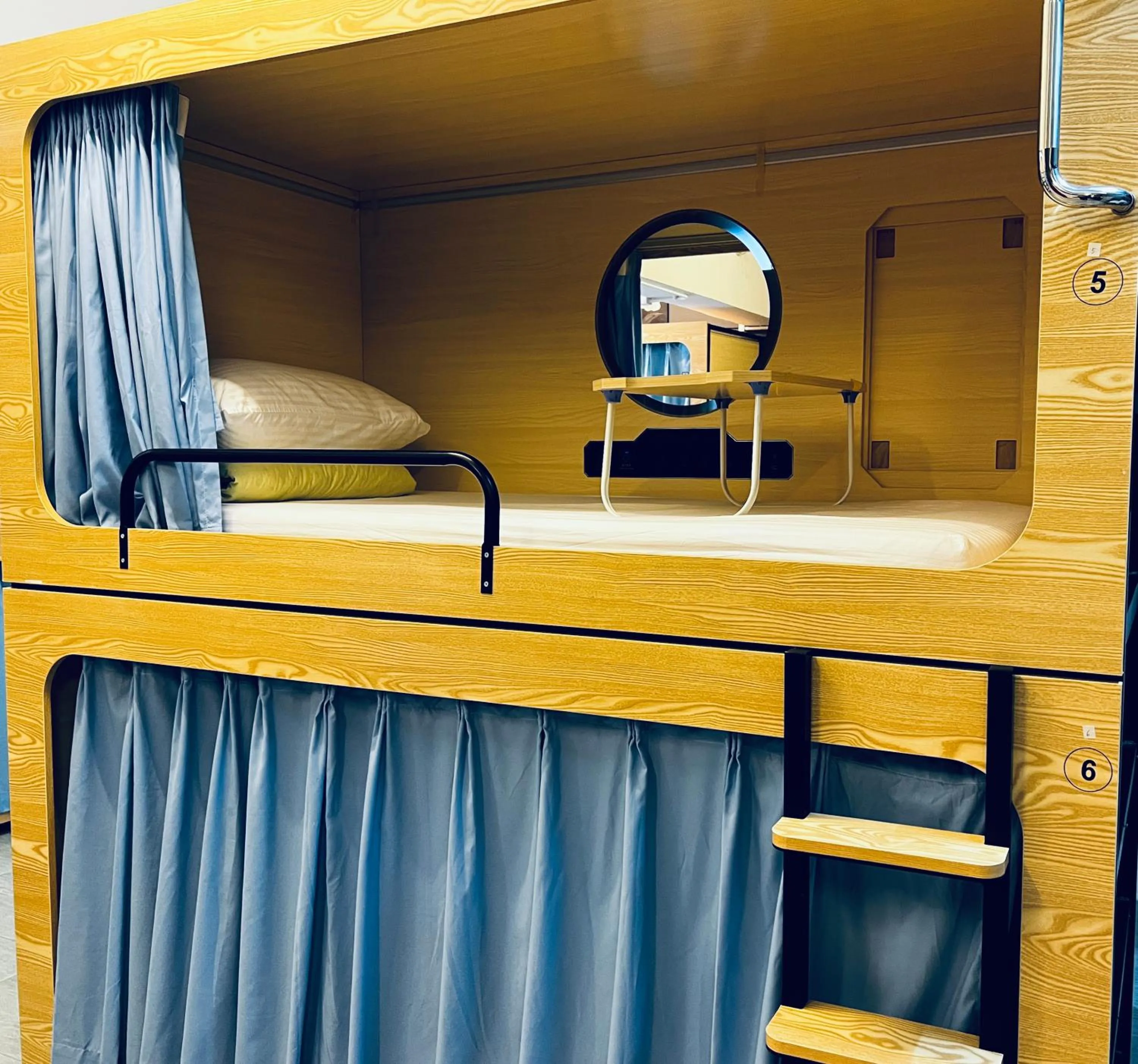 Bed in Hi Backpackers (Hong Kong Hostel Group)