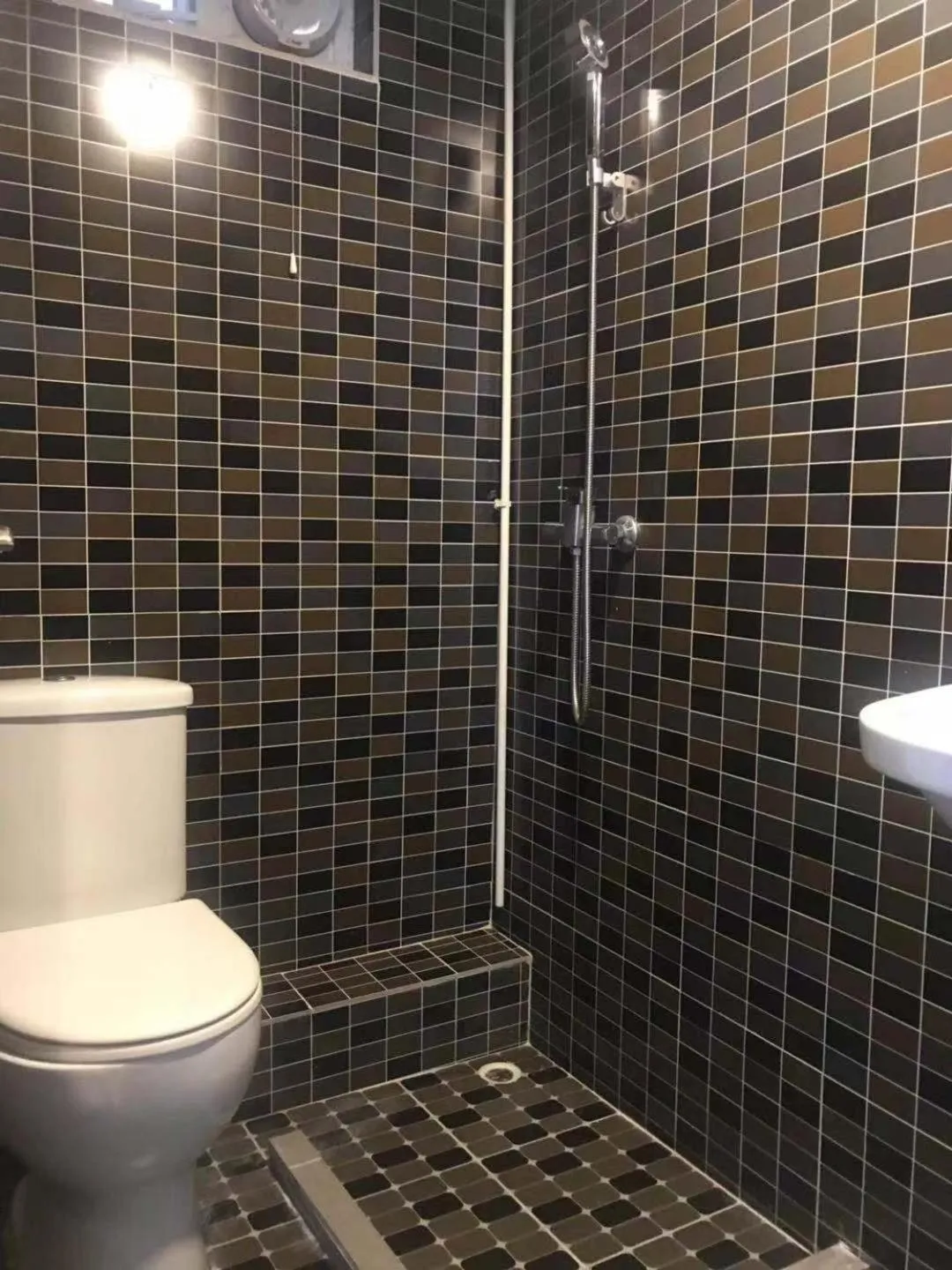 Hi Backpackers (Hong Kong Hostel Group)