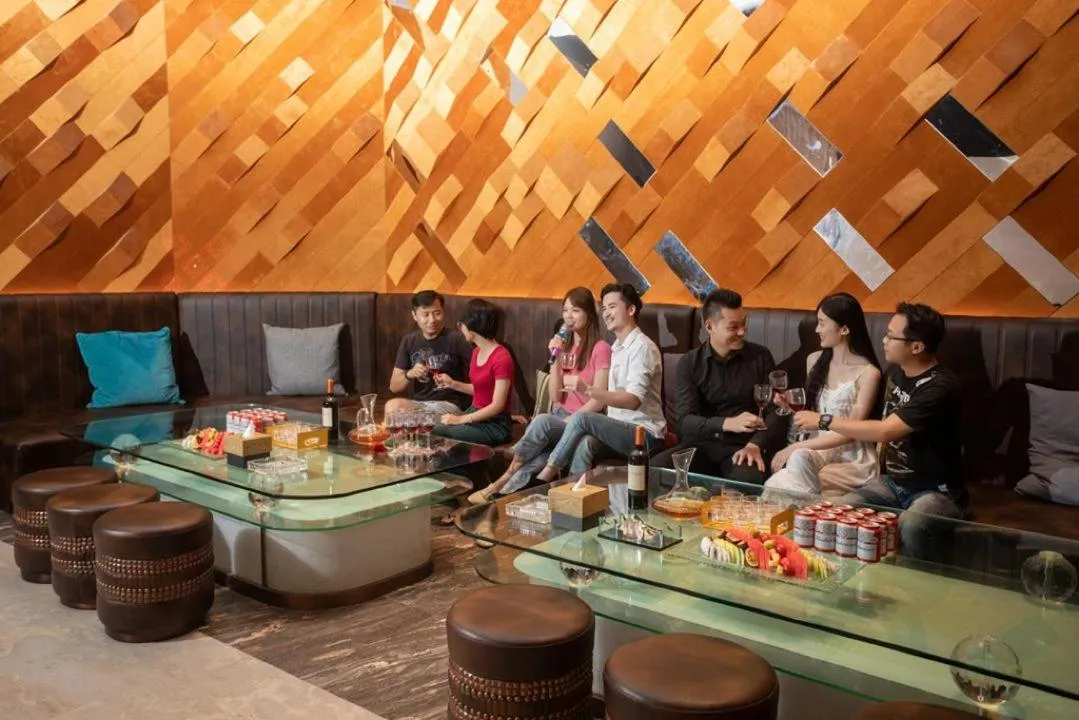 Karaoke in Dusit Thani Shuangyue Bay Resort Huizhou