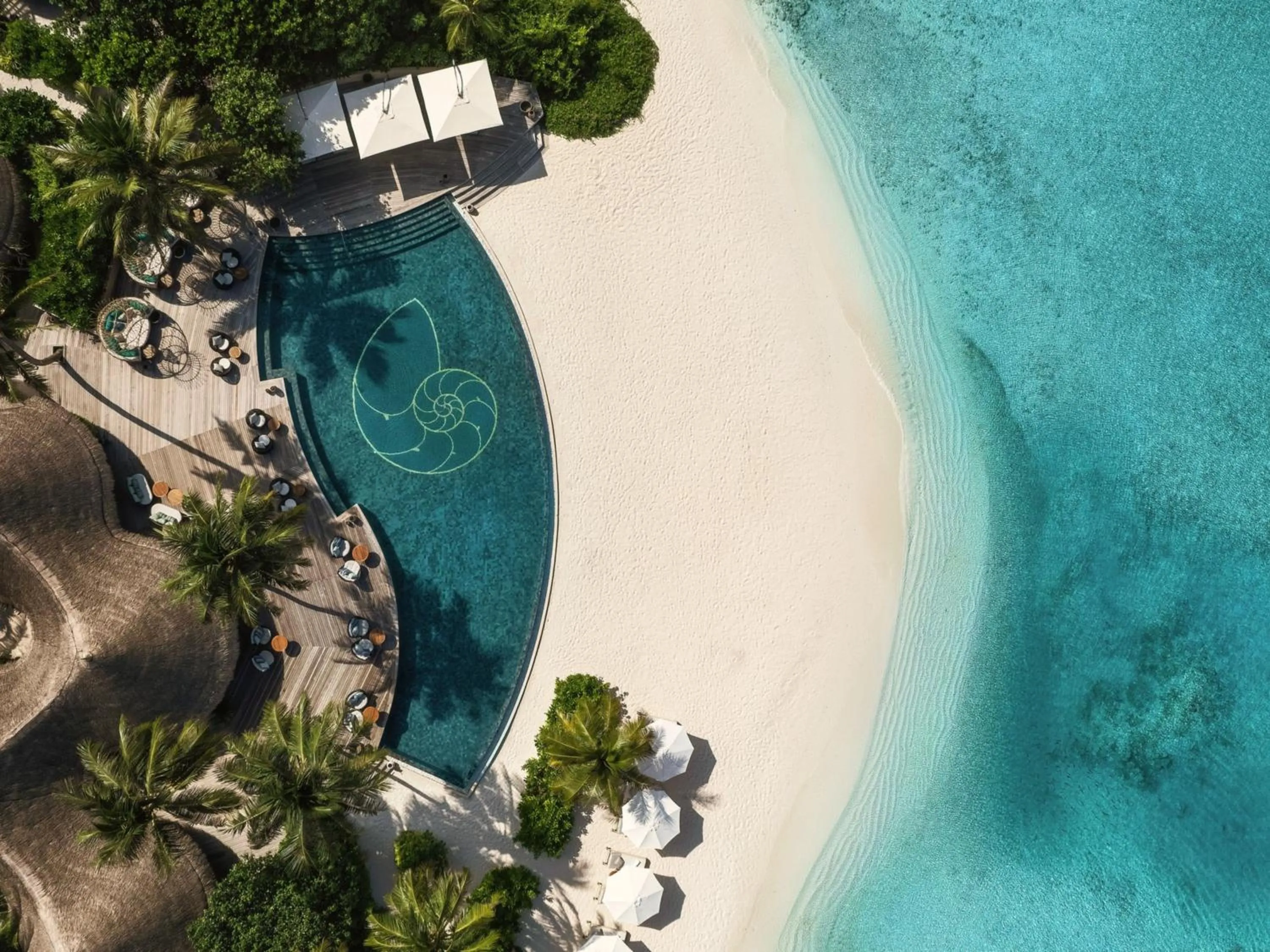 Bird's eye view in The Nautilus Maldives