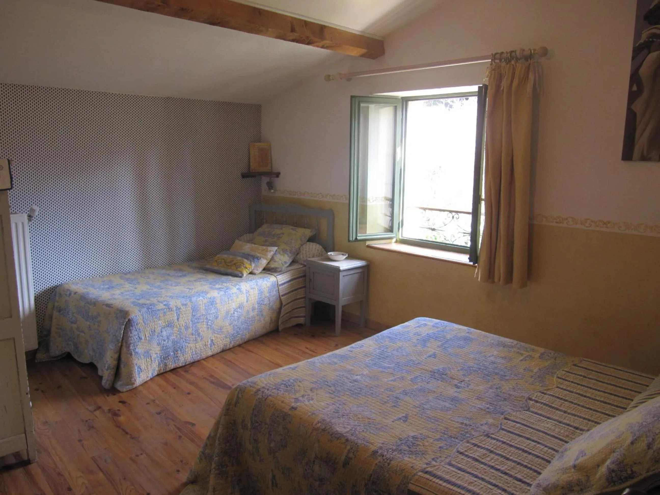 Photo of the whole room, Bed in Le Mas des Clots