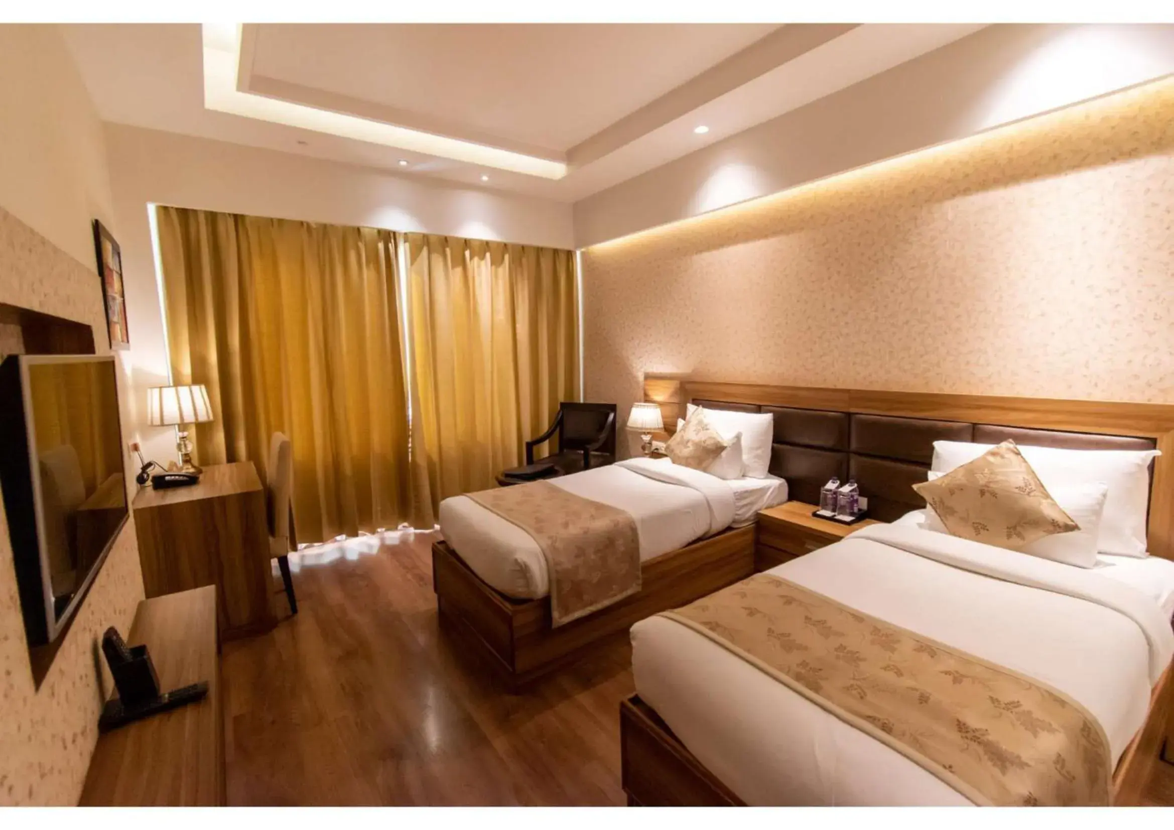 Twin Room - single occupancy in The Grand Ambassador Twin Room - single occupancy in The Grand Ambassador