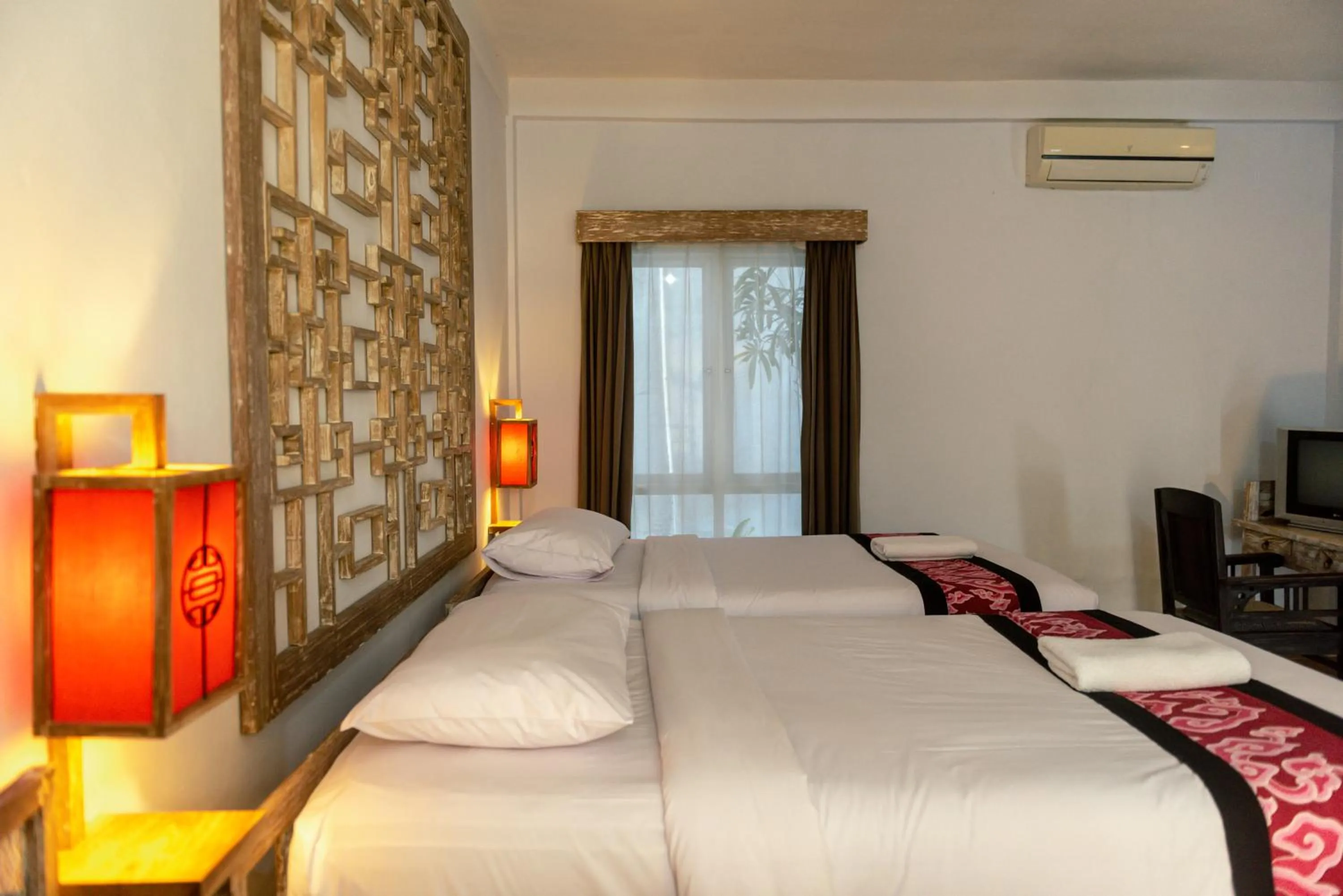 Bedroom, Bed in Abian Biu Mansion