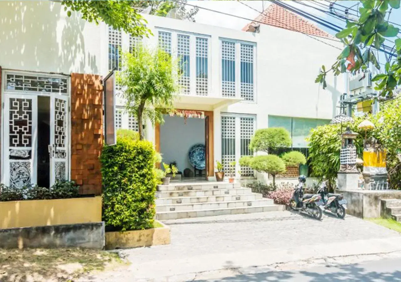 Property building in Abian Biu Mansion Property building in Abian Biu Mansion