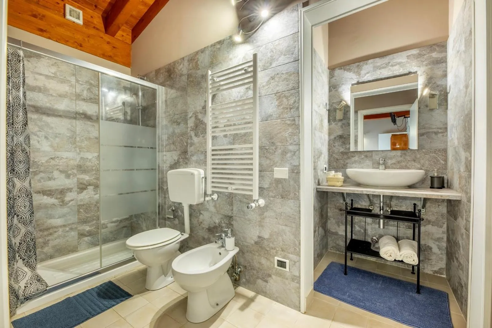 Bathroom in La collina delle fonti