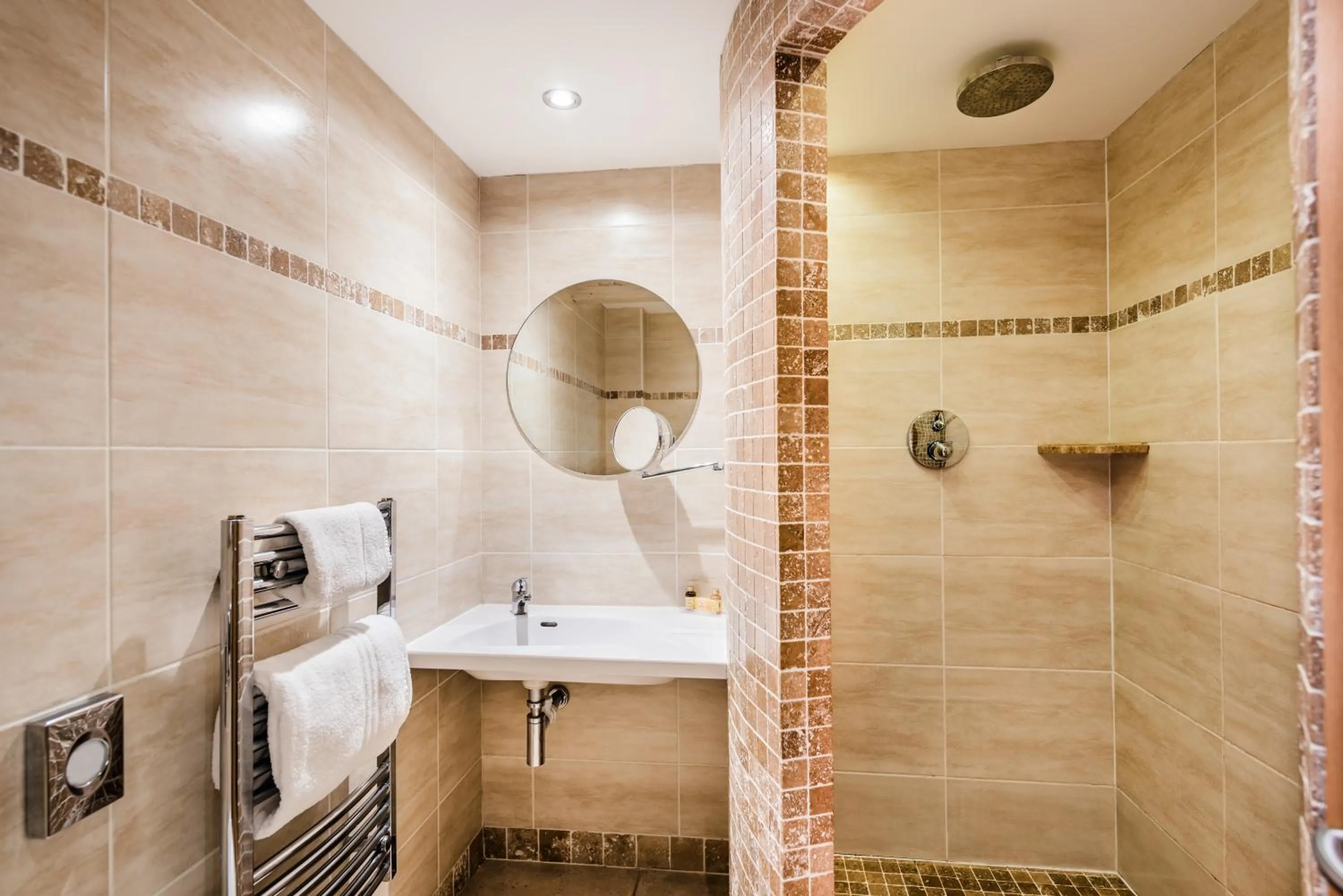 Shopping Area in Mannings Hotel