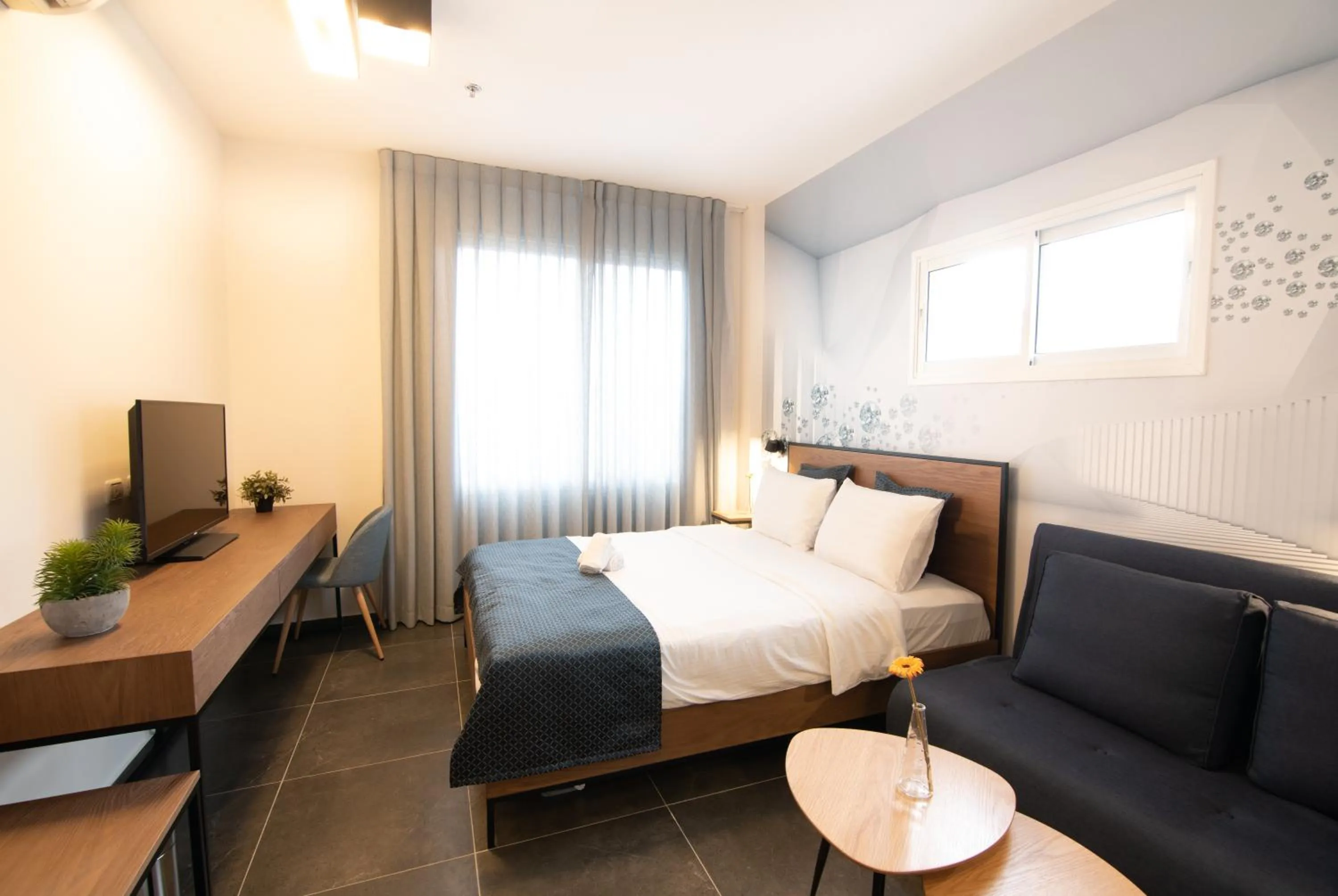 TV and multimedia in 27Montefiore - Urban ApartHotel TLV