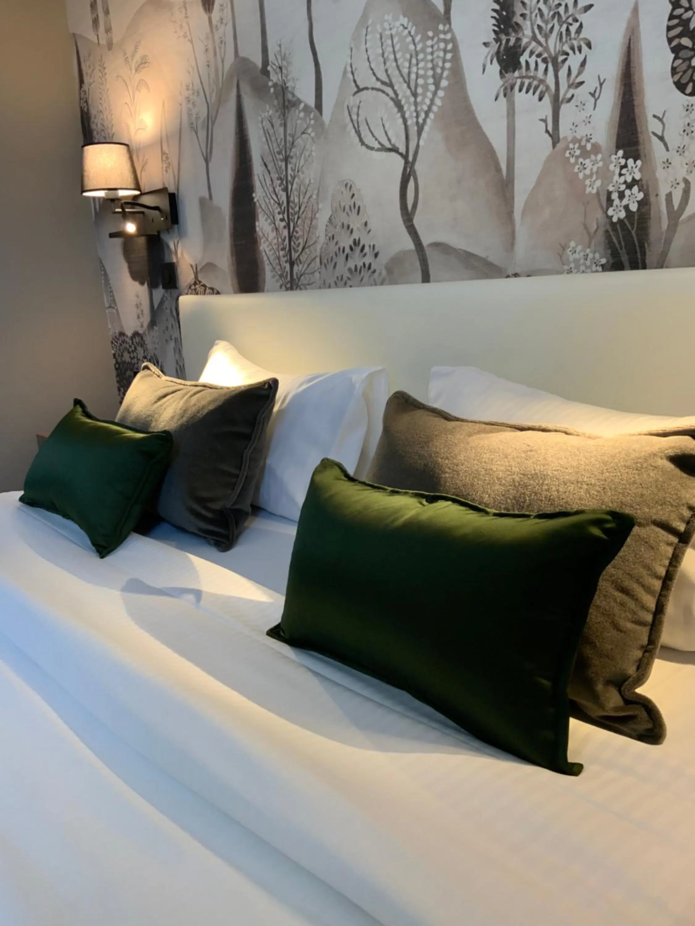 Bed in Le Renaissance