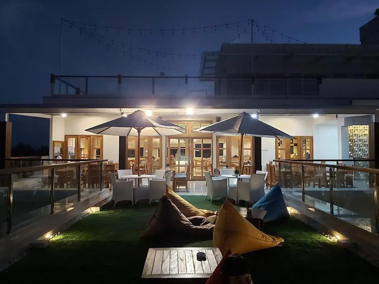 Restaurant/places to eat in Luminor Hotel Banyuwangi By WH Restaurant/places to eat in Luminor Hotel Banyuwangi By WH