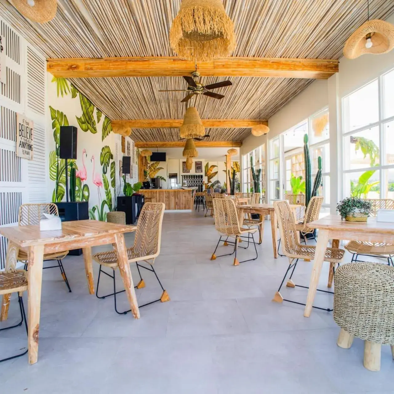 Lounge or bar in Luminor Hotel Banyuwangi By WH Lounge or bar in Luminor Hotel Banyuwangi By WH