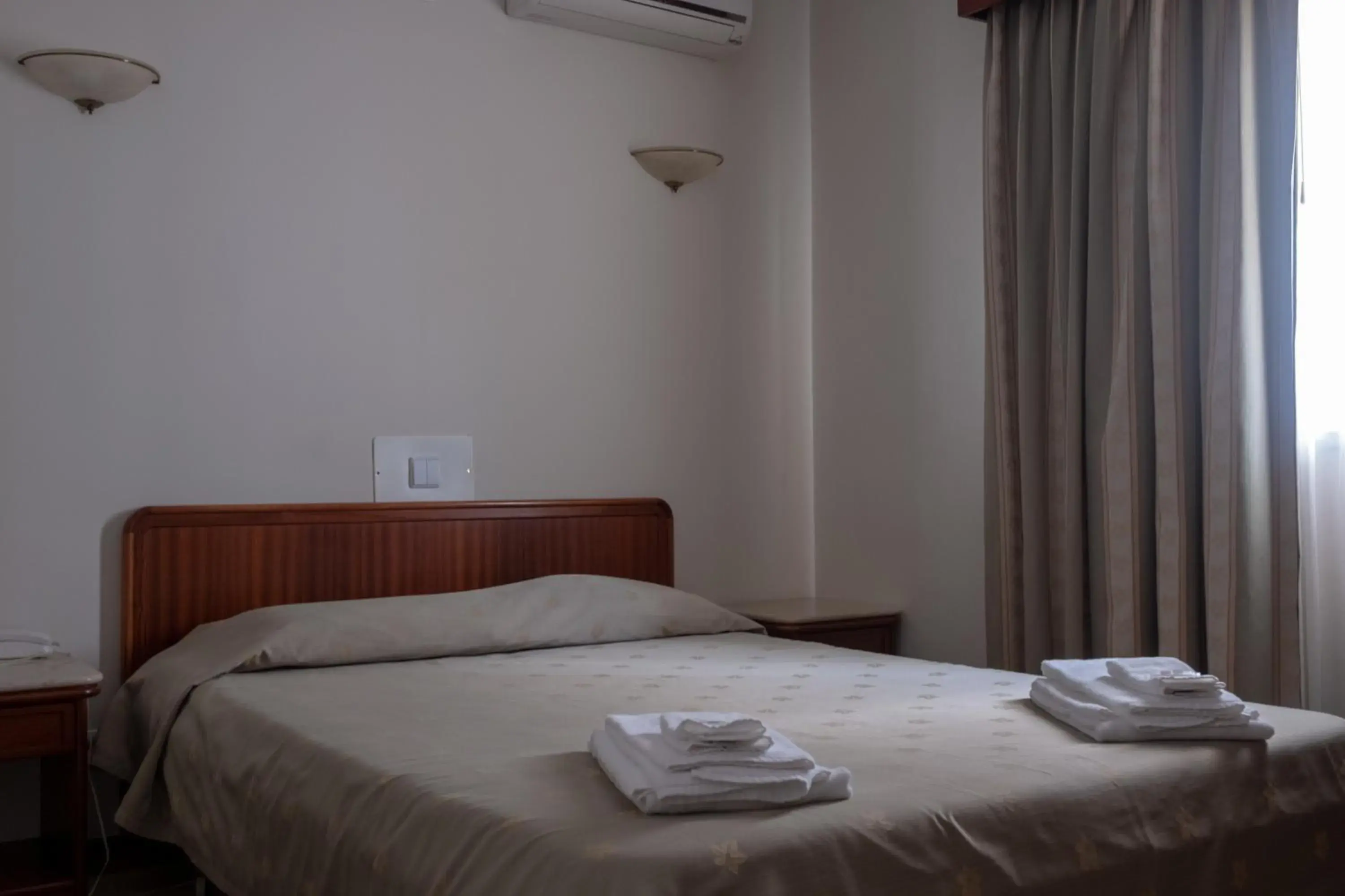 Double Room in Hotel Peregrinos de Fatima by Umbral Double Room in Hotel Peregrinos de Fatima by Umbral