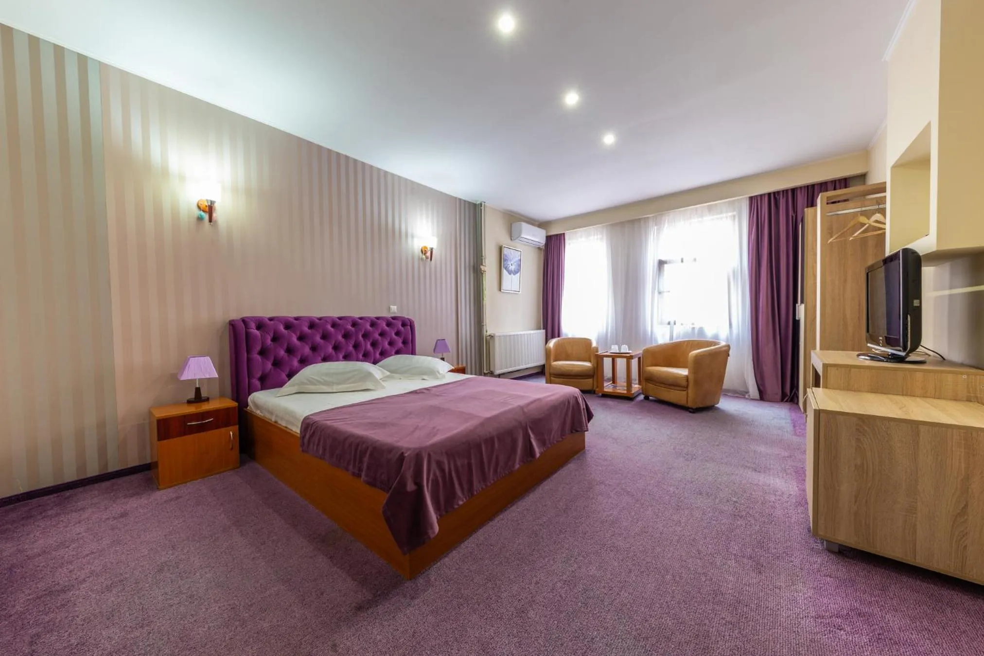 Bed in Hotel Amphitryon