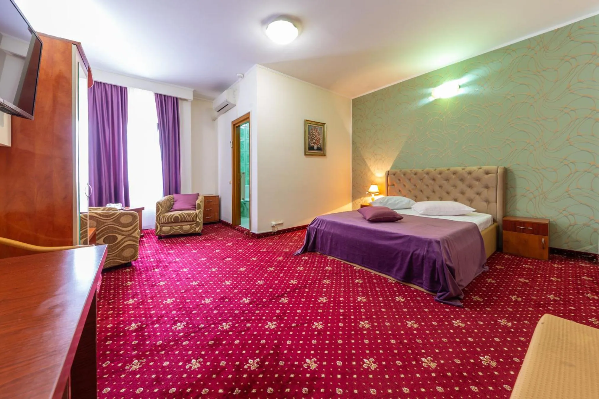 Bed in Hotel Amphitryon