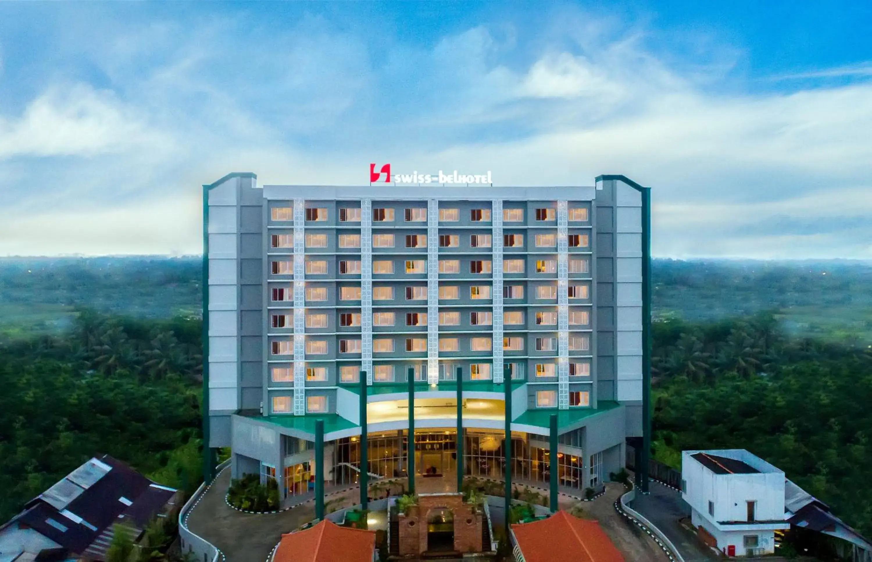 Property building in Swiss-Belhotel Pangkalpinang Property building in Swiss-Belhotel Pangkalpinang