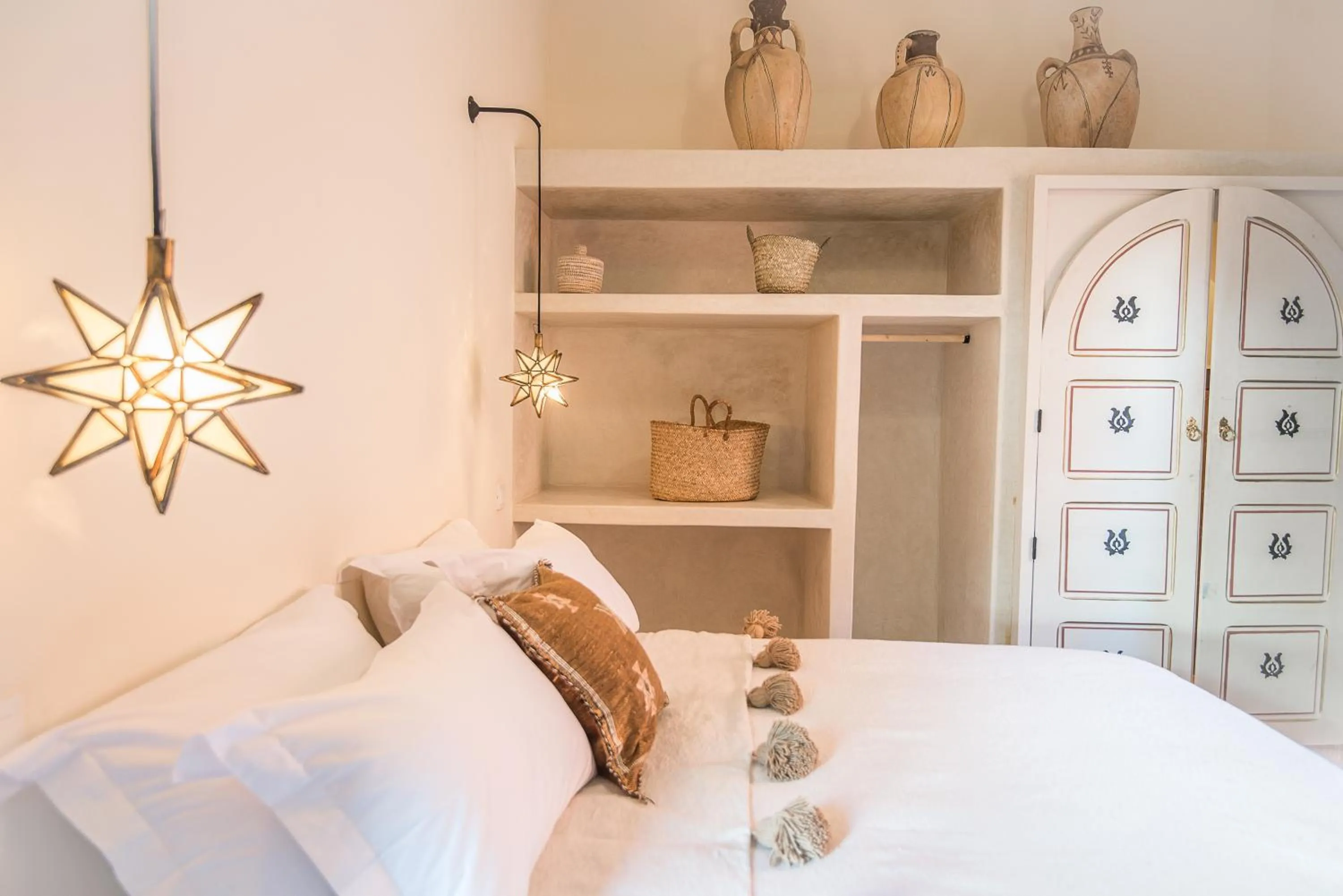 Shower, Bed in Riad Ksar Fawz & Spa