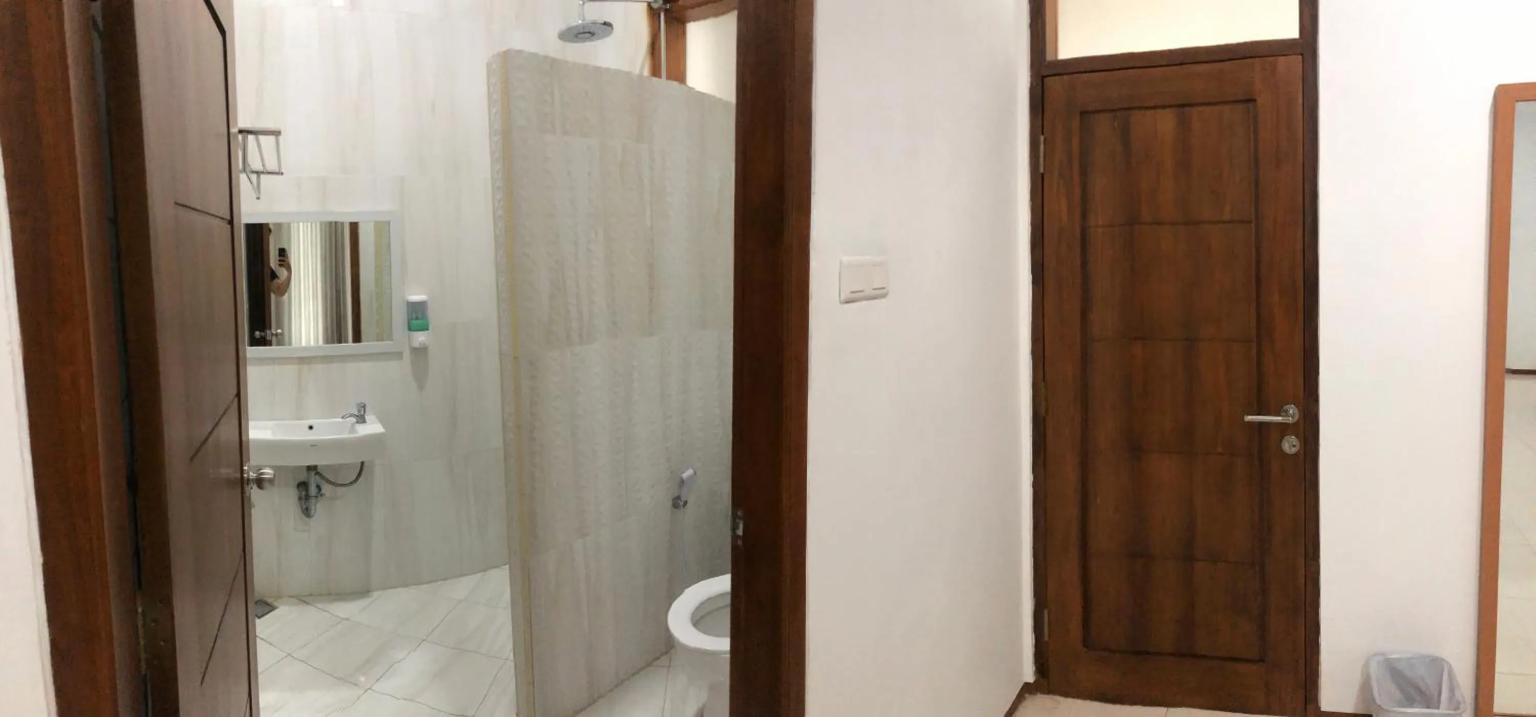 Aurora Hotel Siliwangi