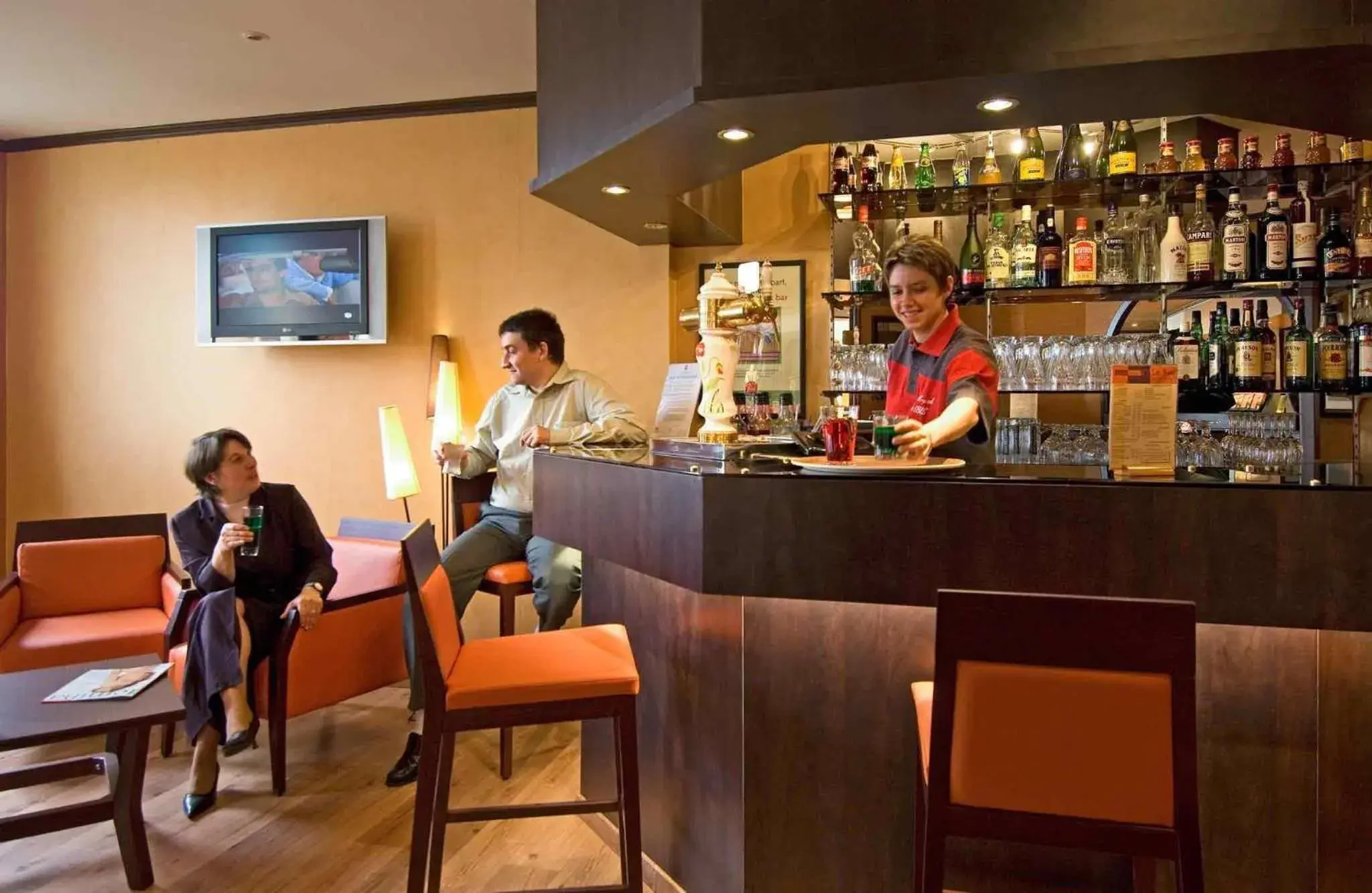 Lounge or bar in Hôtel Ibis Nevers Lounge or bar in Hôtel Ibis Nevers