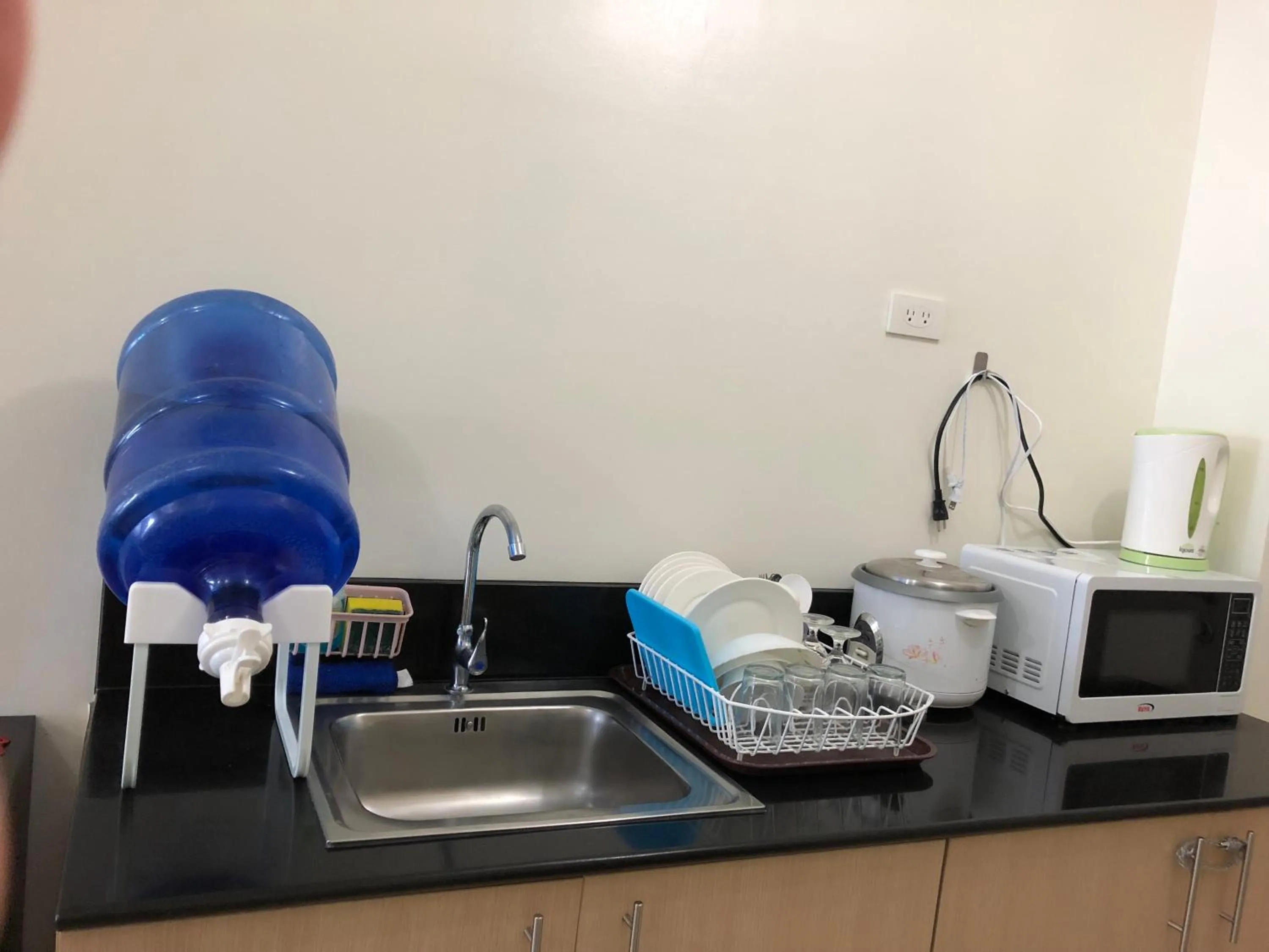 Kitchen or kitchenette in SMDC Cool Jane's Condo