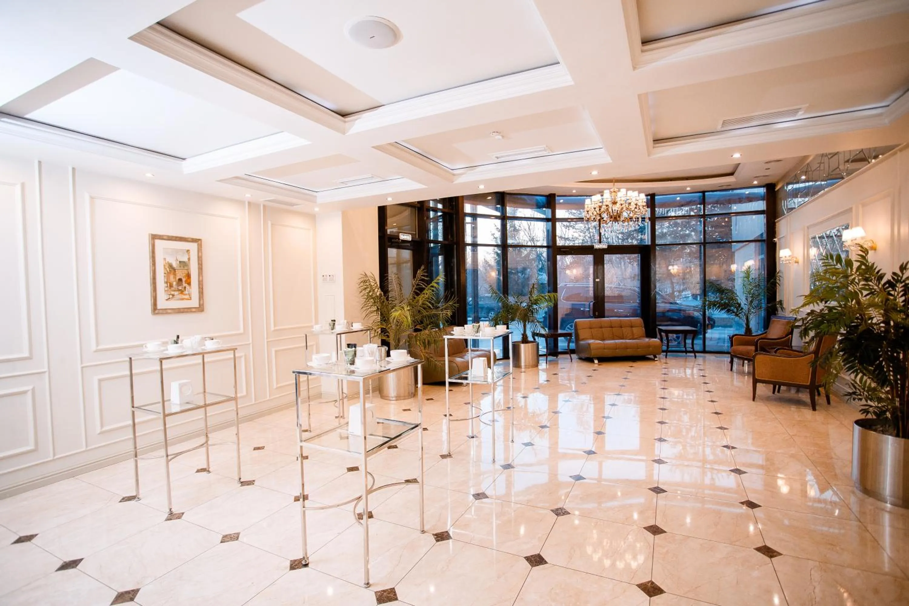 Restaurant/places to eat in Cosmonaut