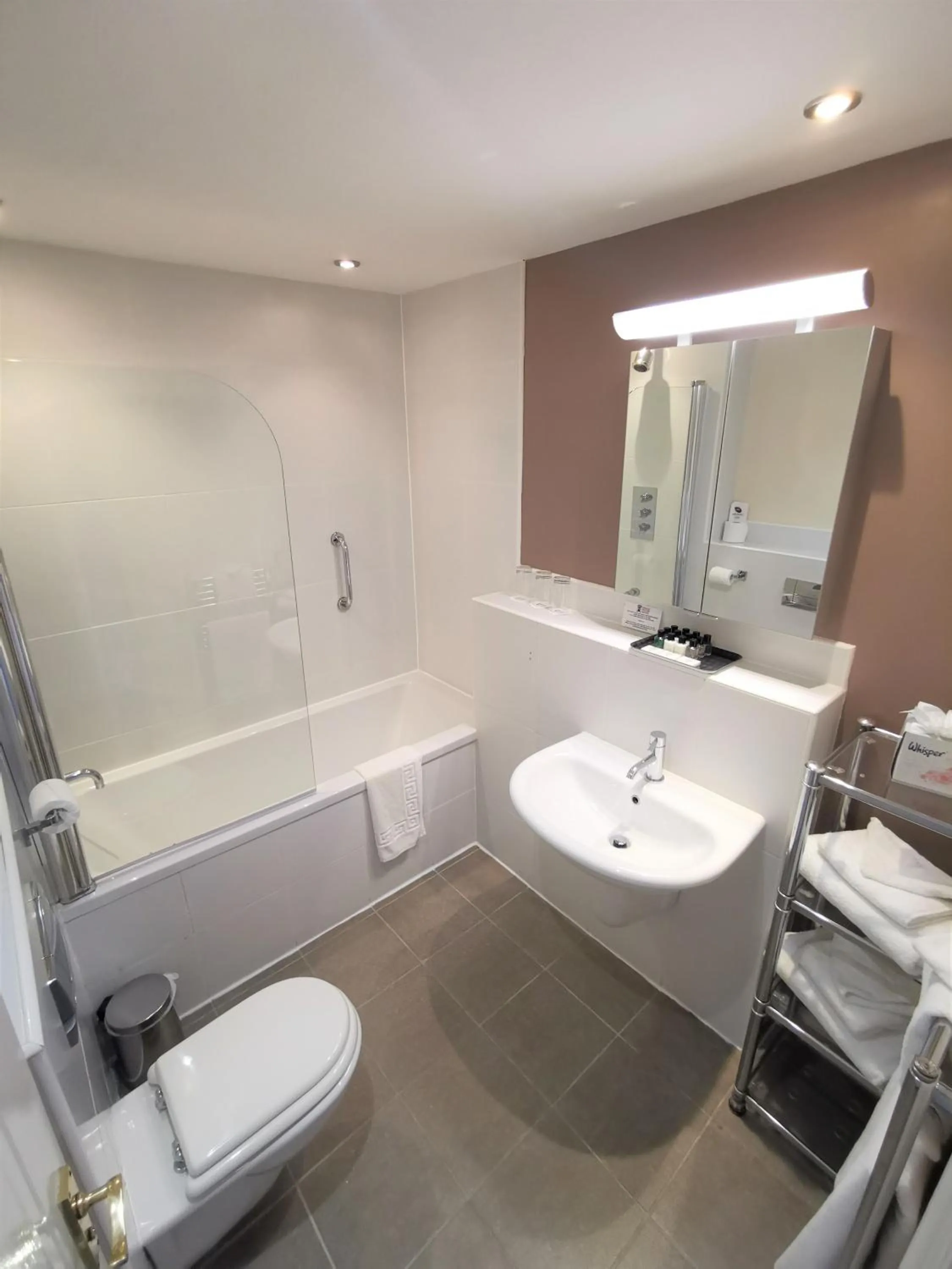 Bathroom in Diglis House Hotel