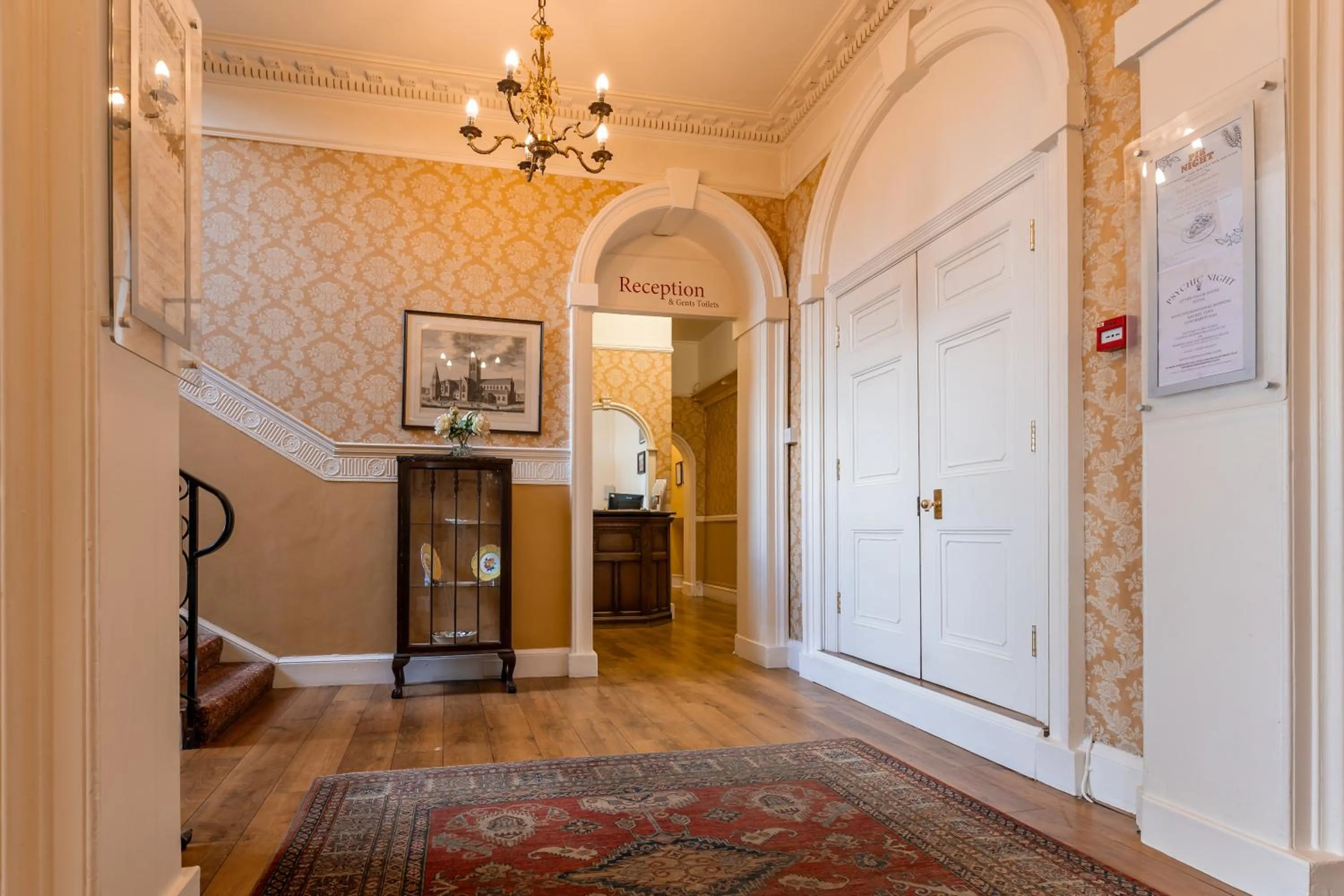 Lobby or reception in Diglis House Hotel