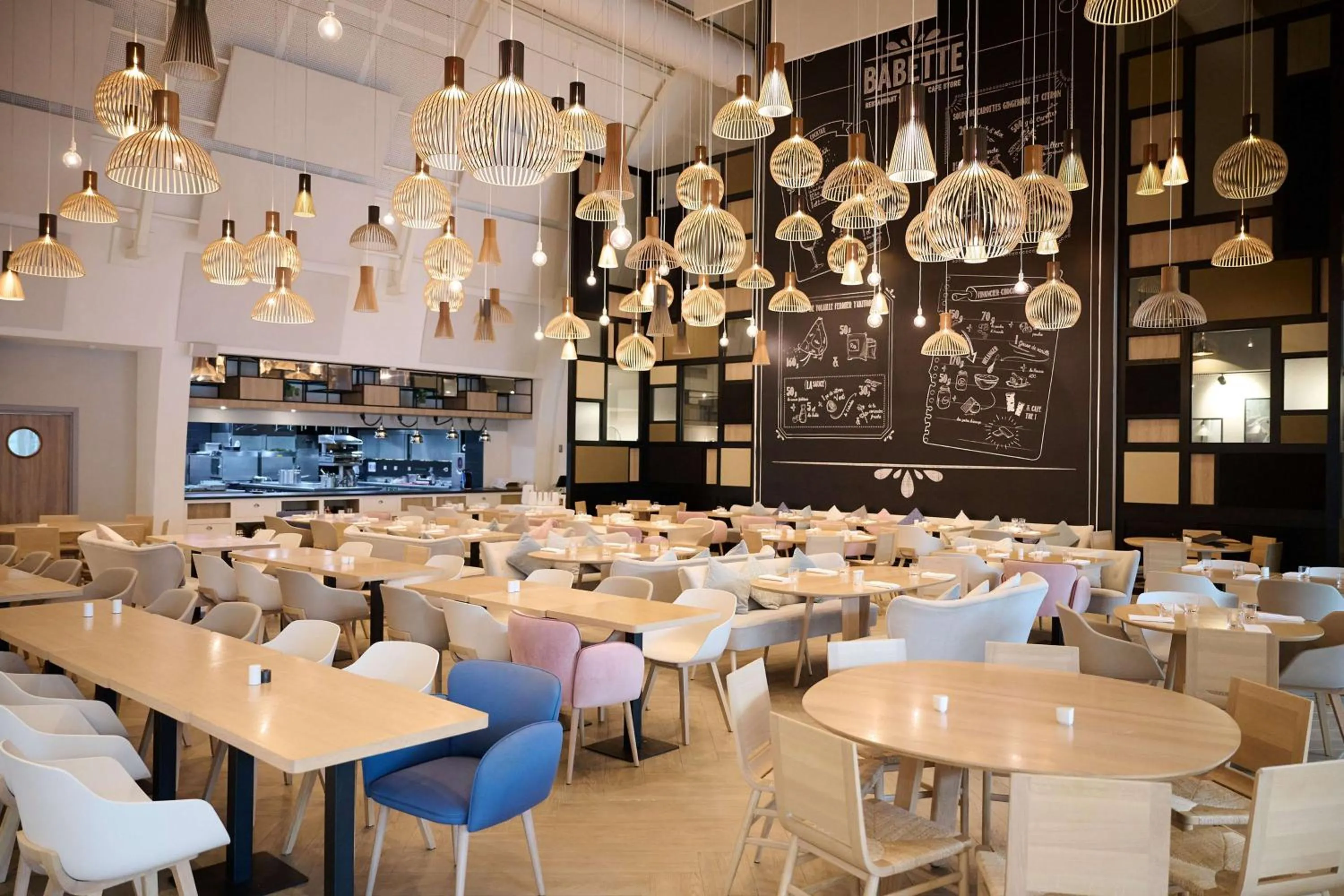 Restaurant/places to eat in Hilton Garden Inn Bordeaux Centre