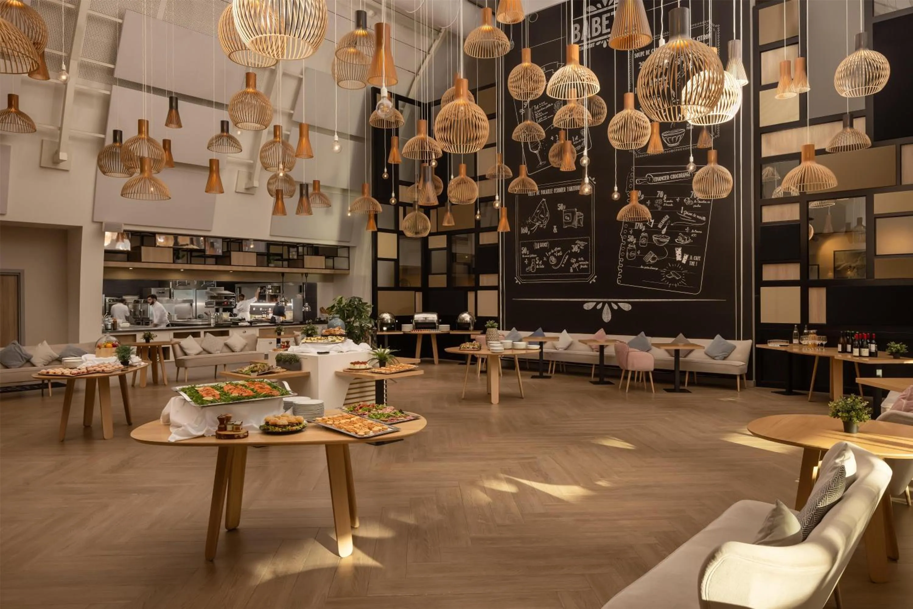 Restaurant/places to eat in Hilton Garden Inn Bordeaux Centre