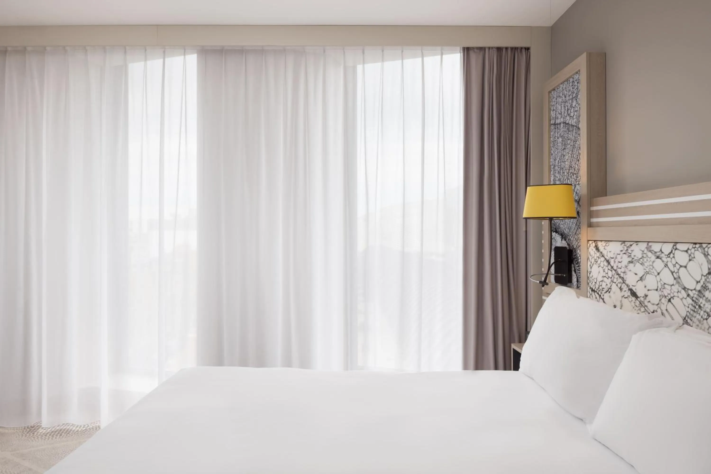 Bed in Hilton Garden Inn Bordeaux Centre