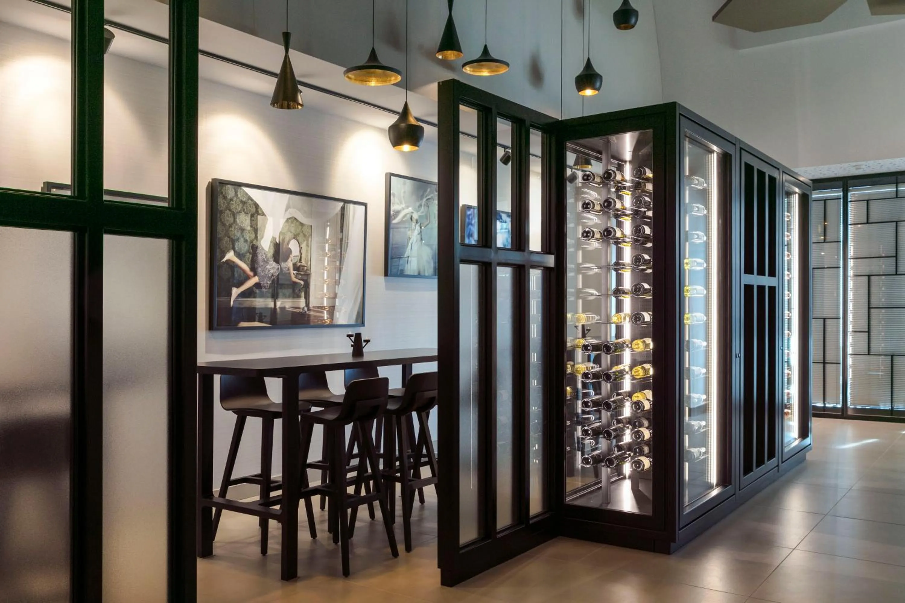 Restaurant/places to eat in Hilton Garden Inn Bordeaux Centre