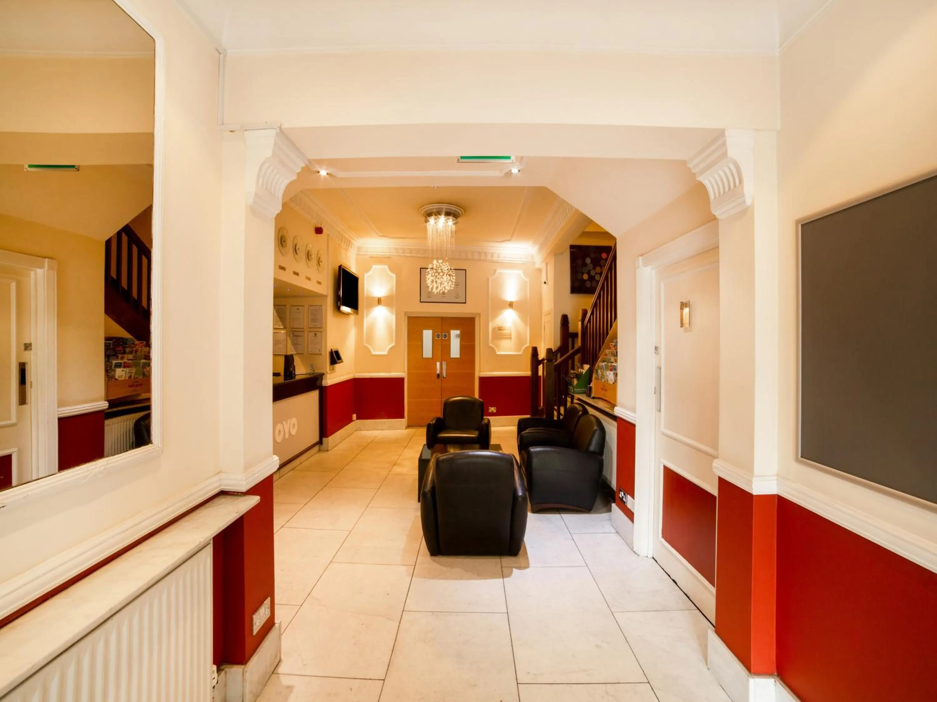 Lobby or reception, Lobby/Reception in OYO London Luton