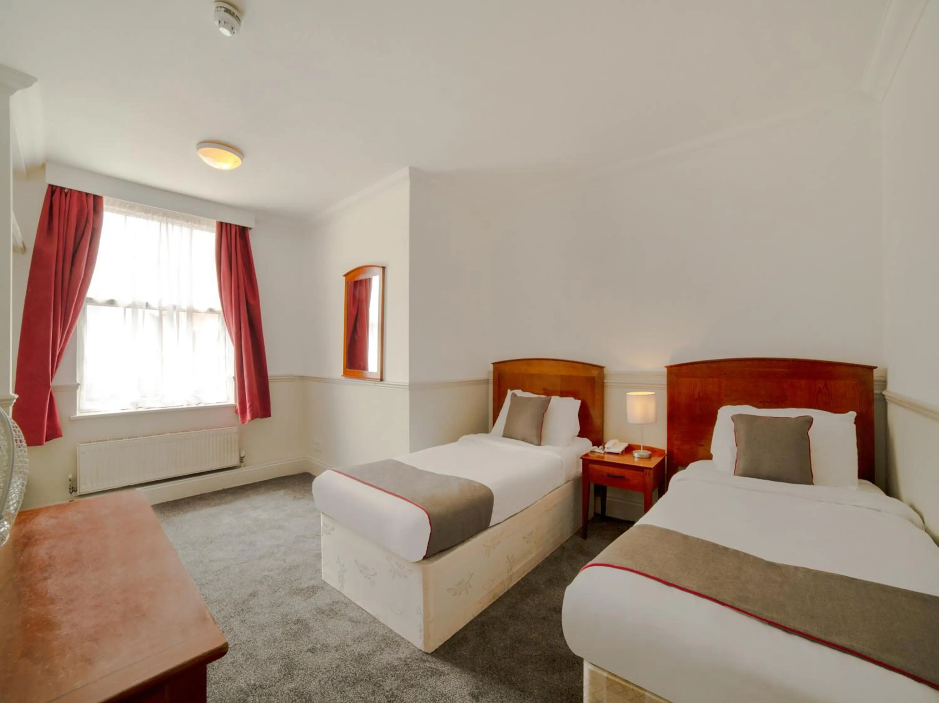 Bedroom in OYO London Luton