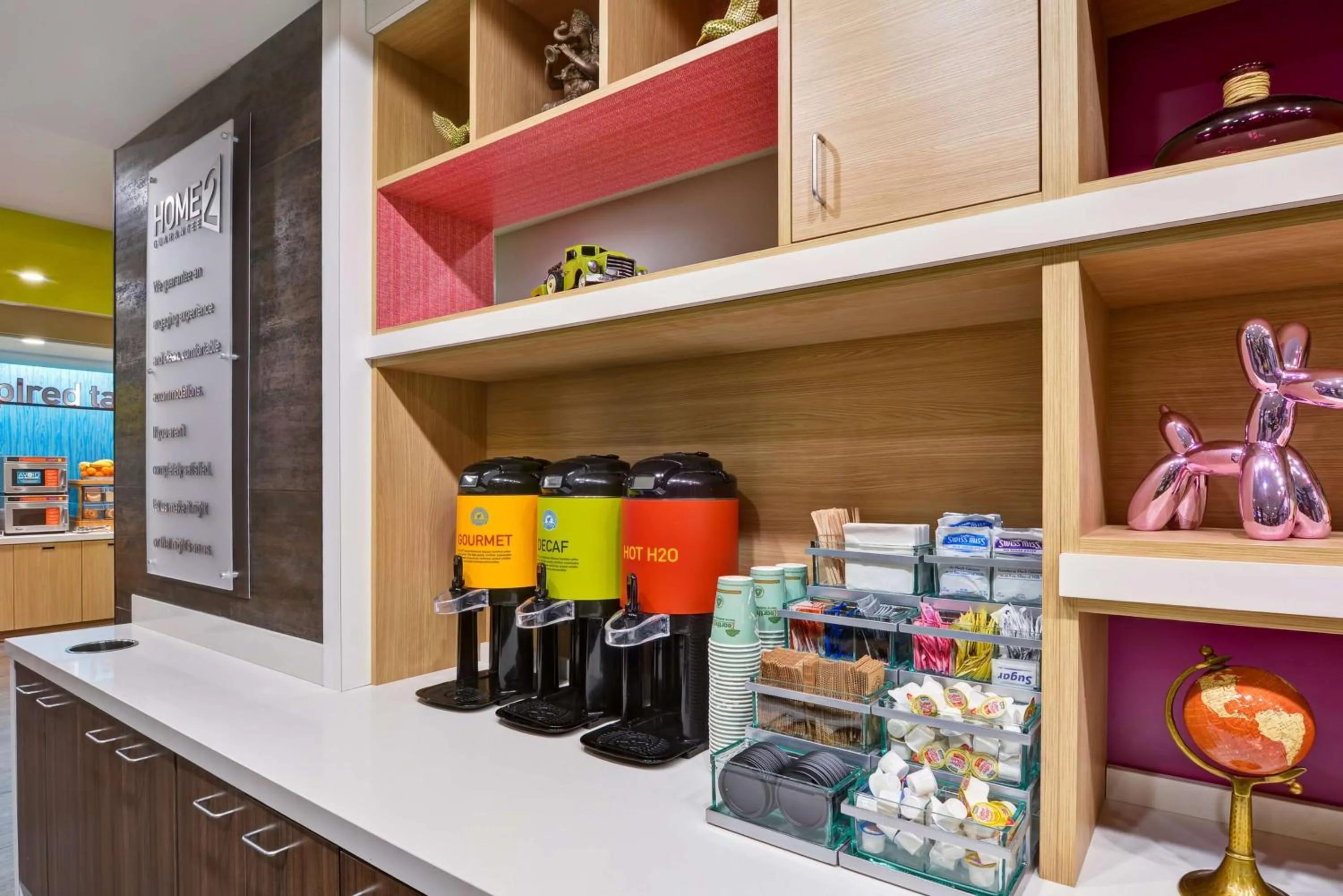 Dining area in Home2 Suites By Hilton Hot Springs