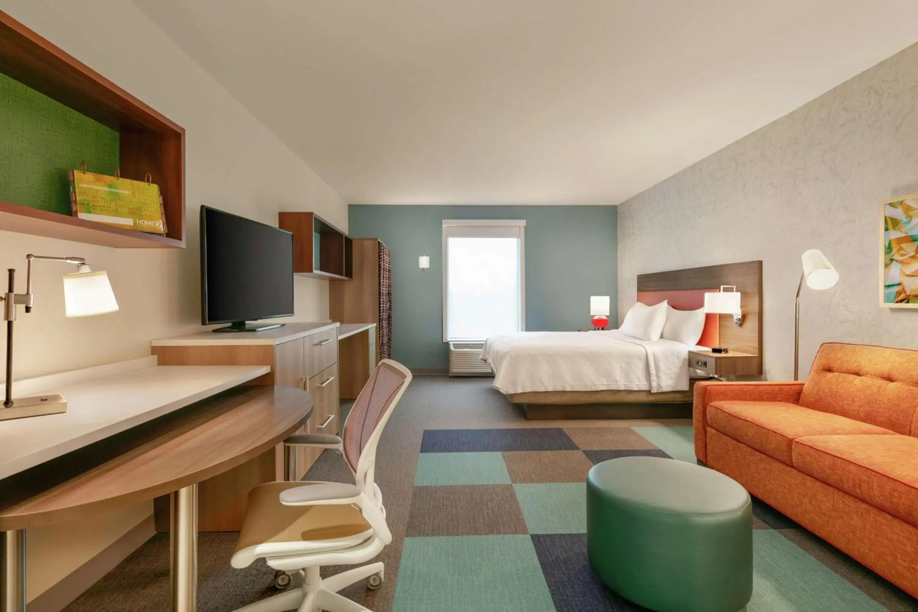 Bedroom, Bed in Home2 Suites By Hilton Chantilly Dulles Airport Bedroom, Bed in Home2 Suites By Hilton Chantilly Dulles Airport