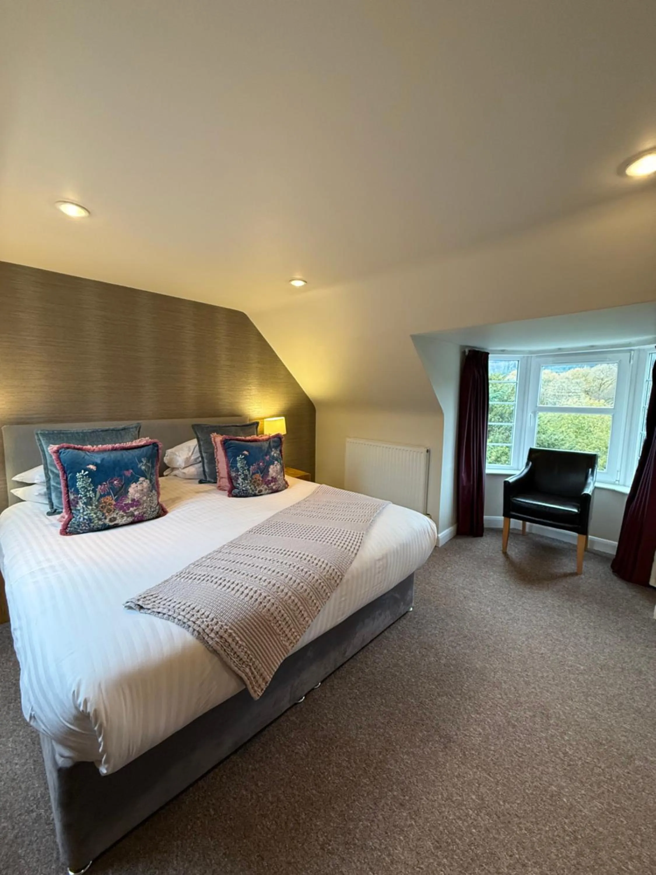 Bed in Craigatin House & Courtyard