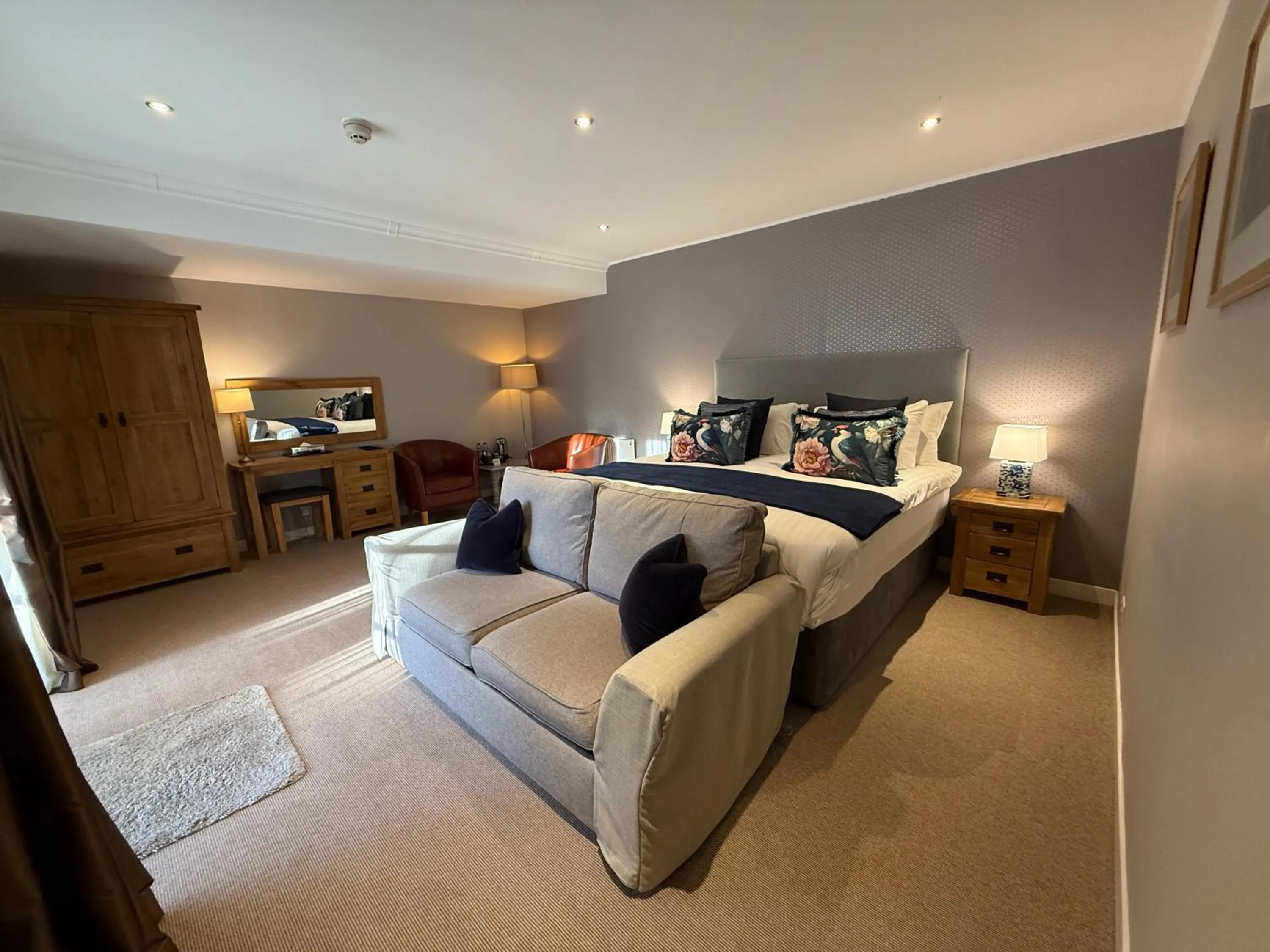 Bed in Craigatin House & Courtyard