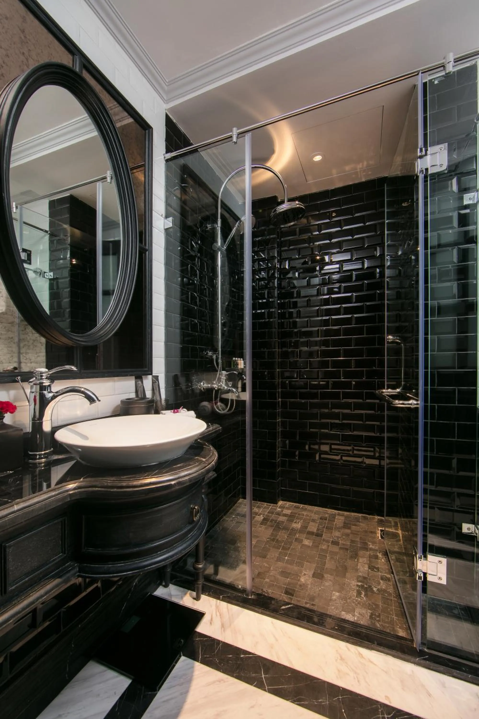 Shower in La Sinfonía Citadel Hotel and Spa