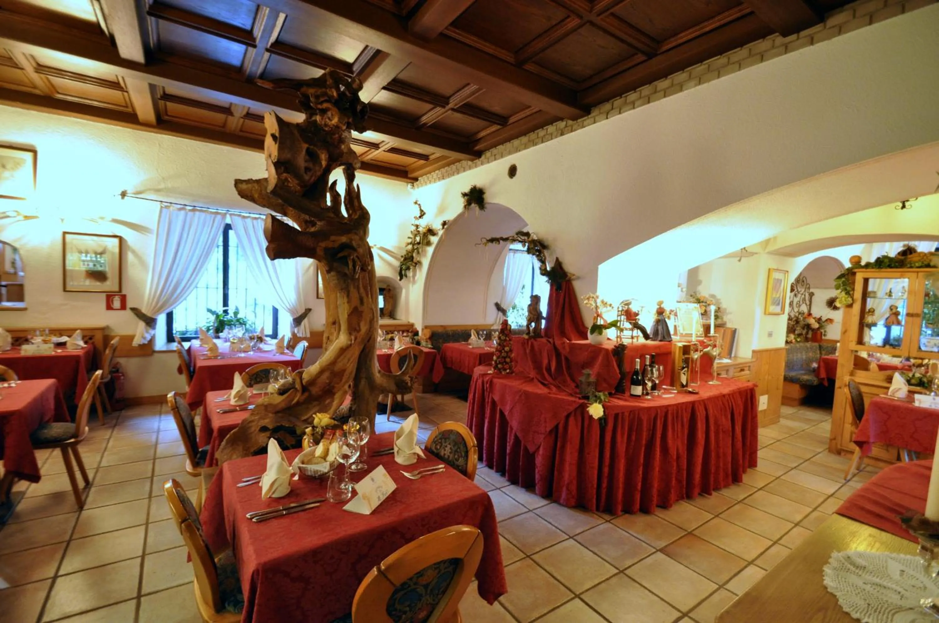 Restaurant/places to eat in Hotel Al Forte
