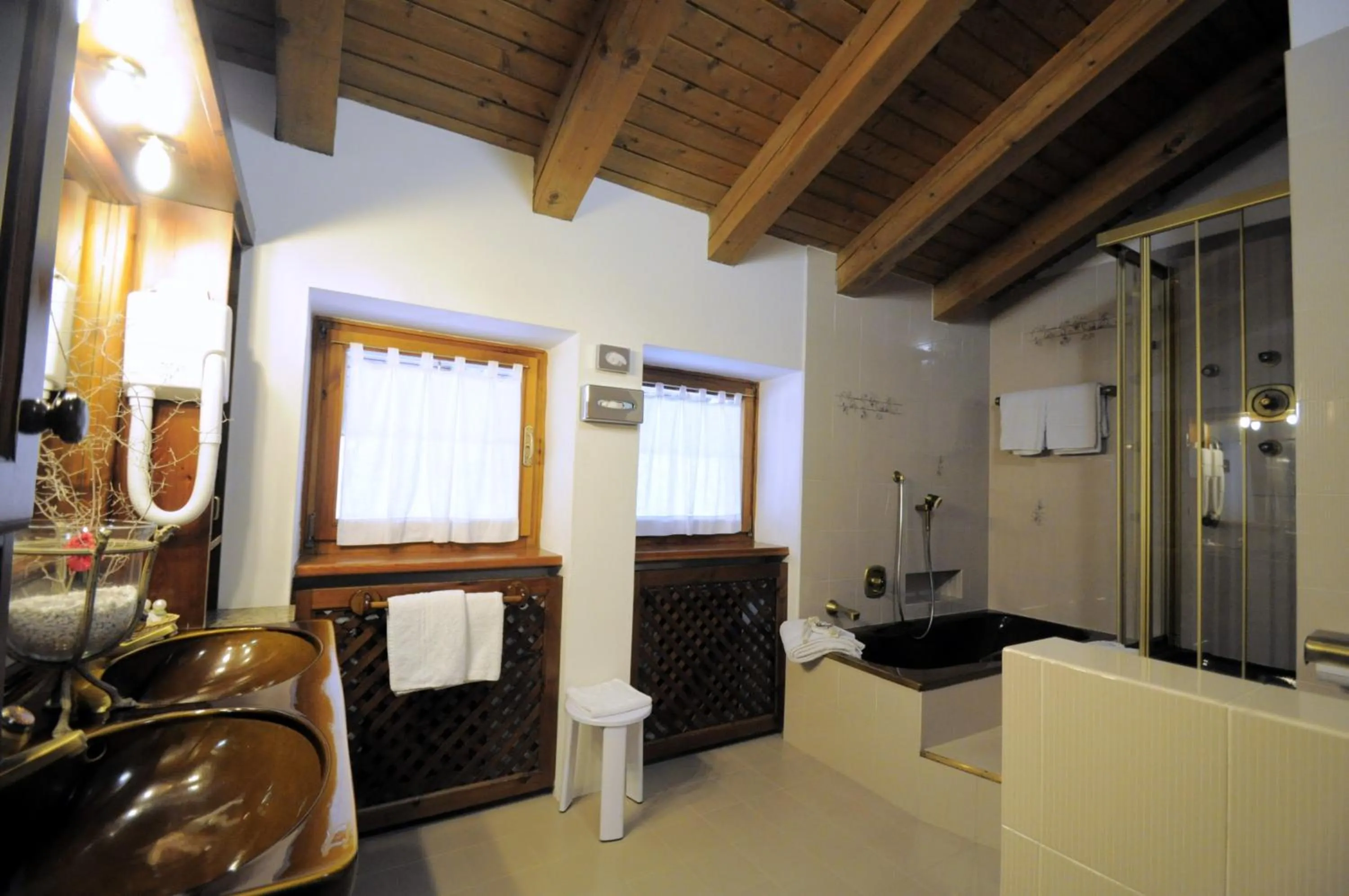 Shower in Hotel Al Forte