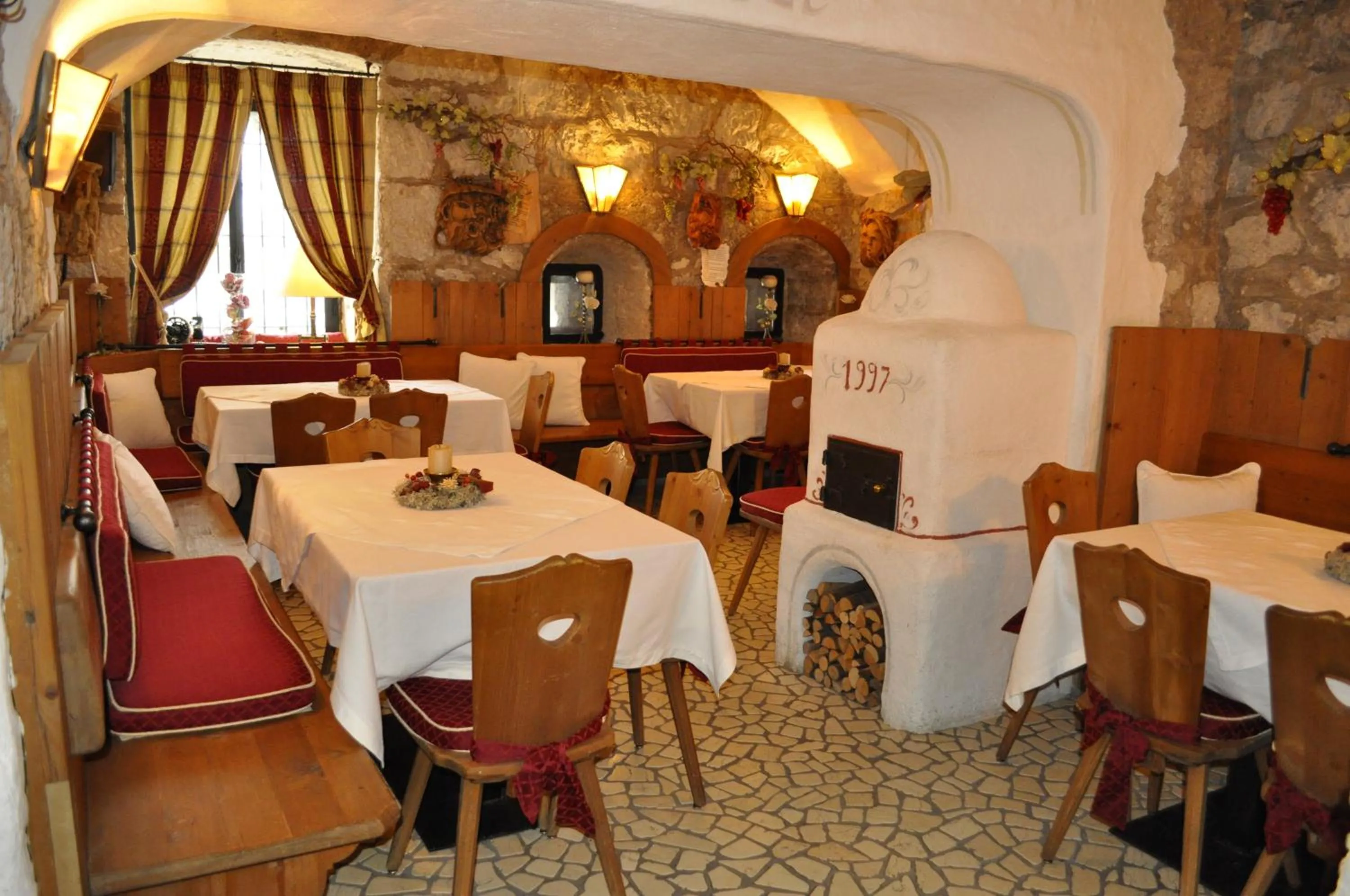 Restaurant/places to eat in Hotel Al Forte