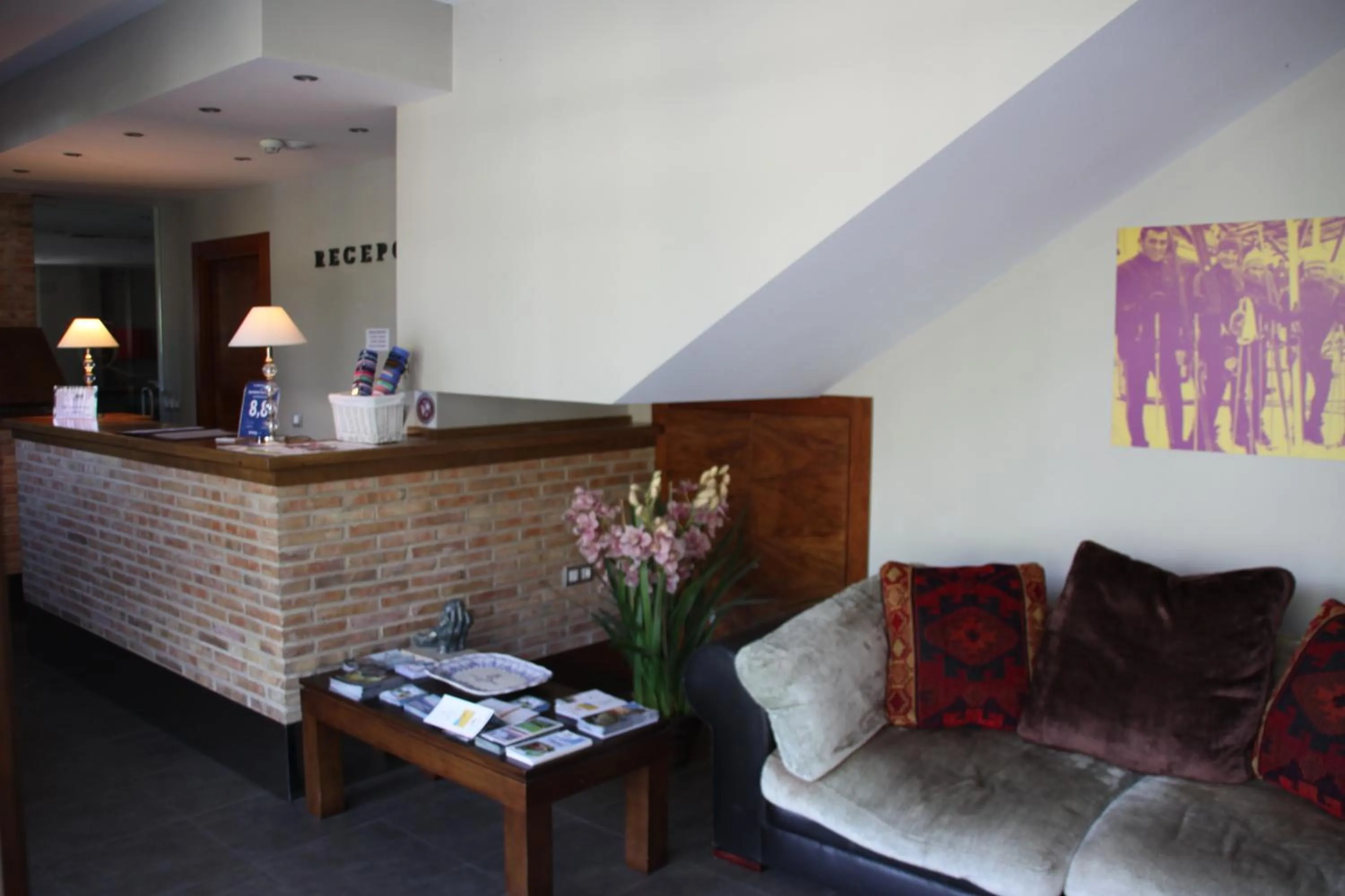 Lobby or reception in Apartahotel Tres Quiñones