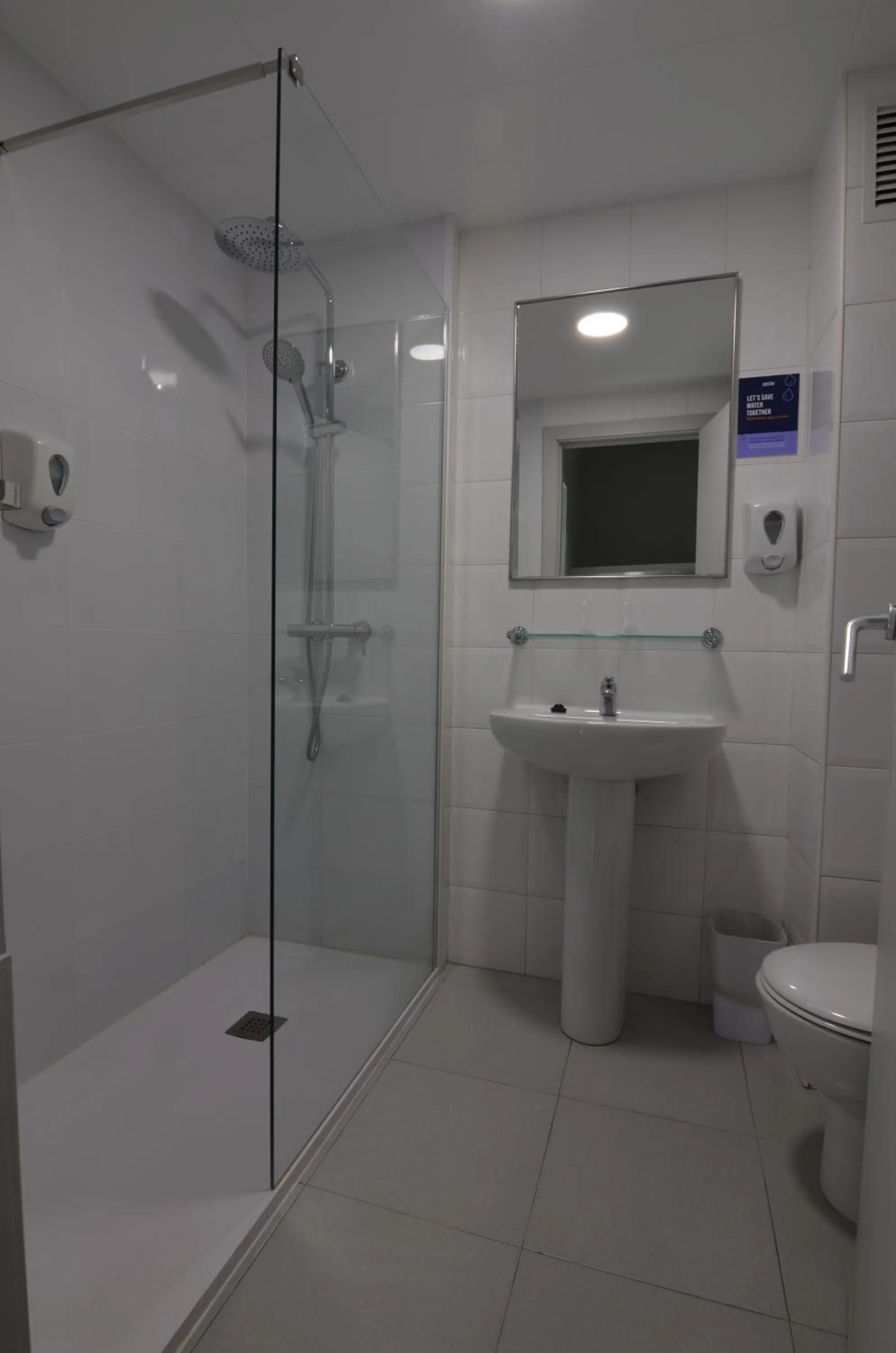 Bathroom in Hotel Blauet by Bossh! Hotels