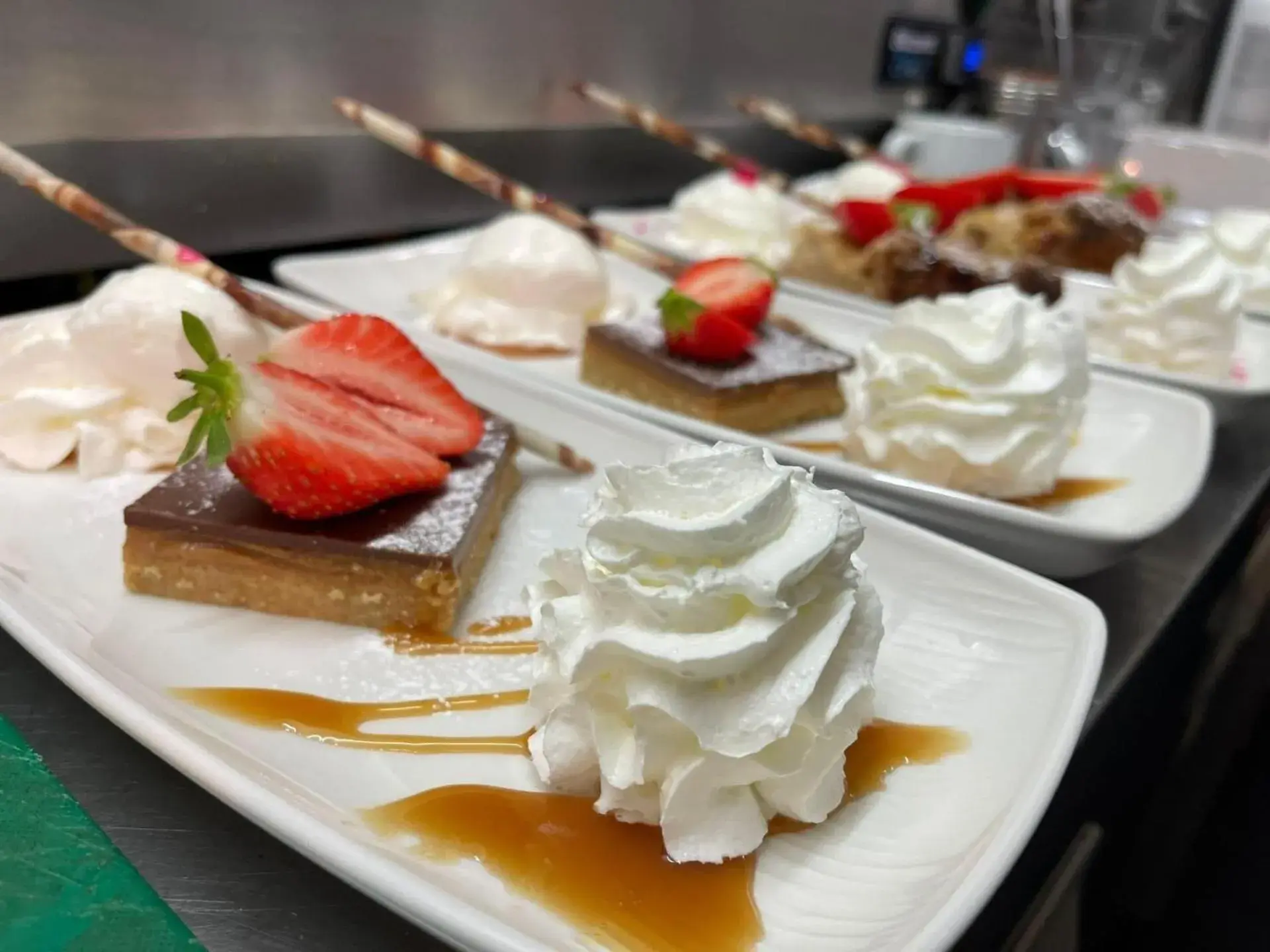 Restaurant/places to eat in Kings Park Hotel Restaurant/places to eat in Kings Park Hotel