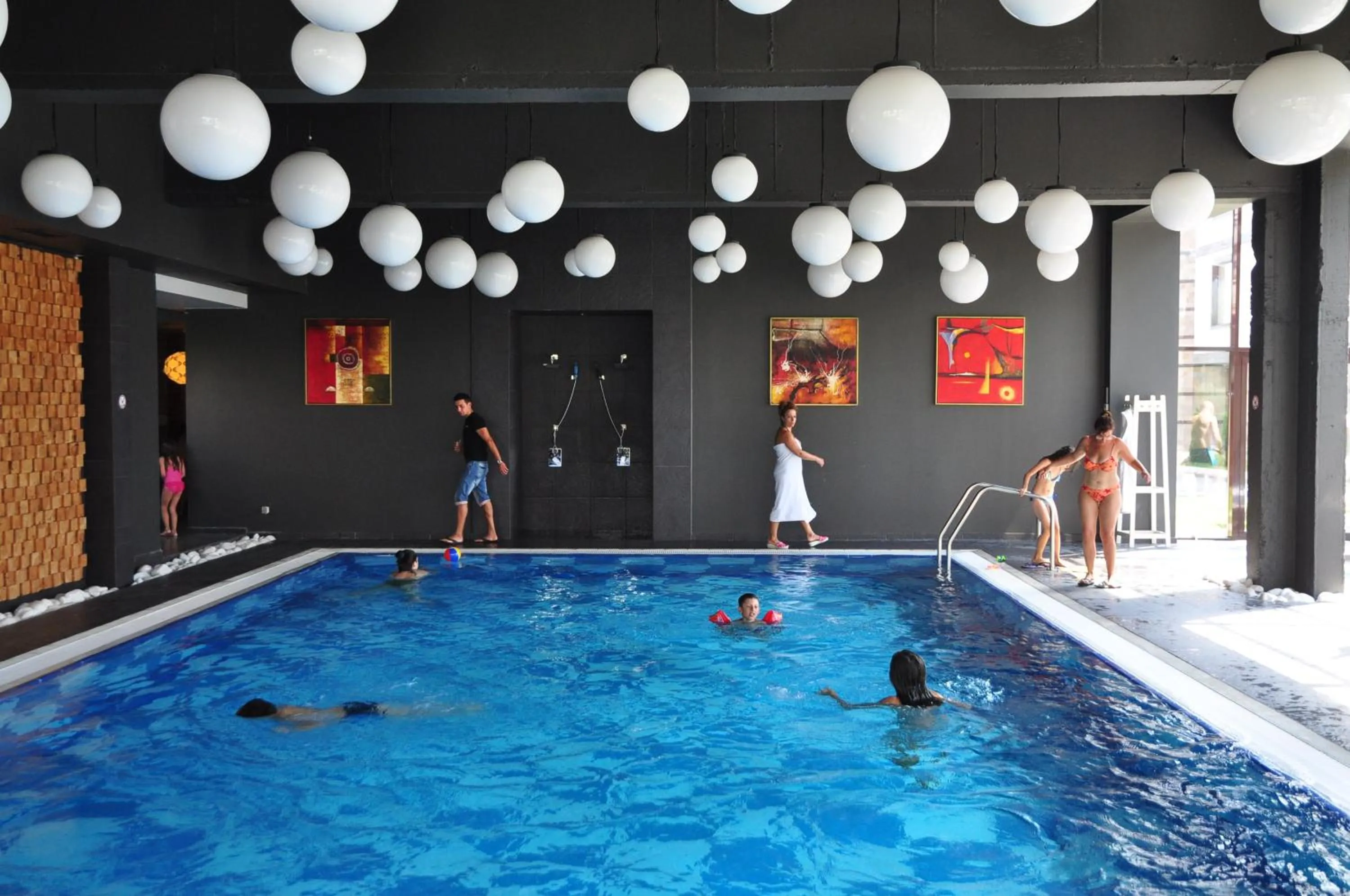  in 3 Mountains Hotel