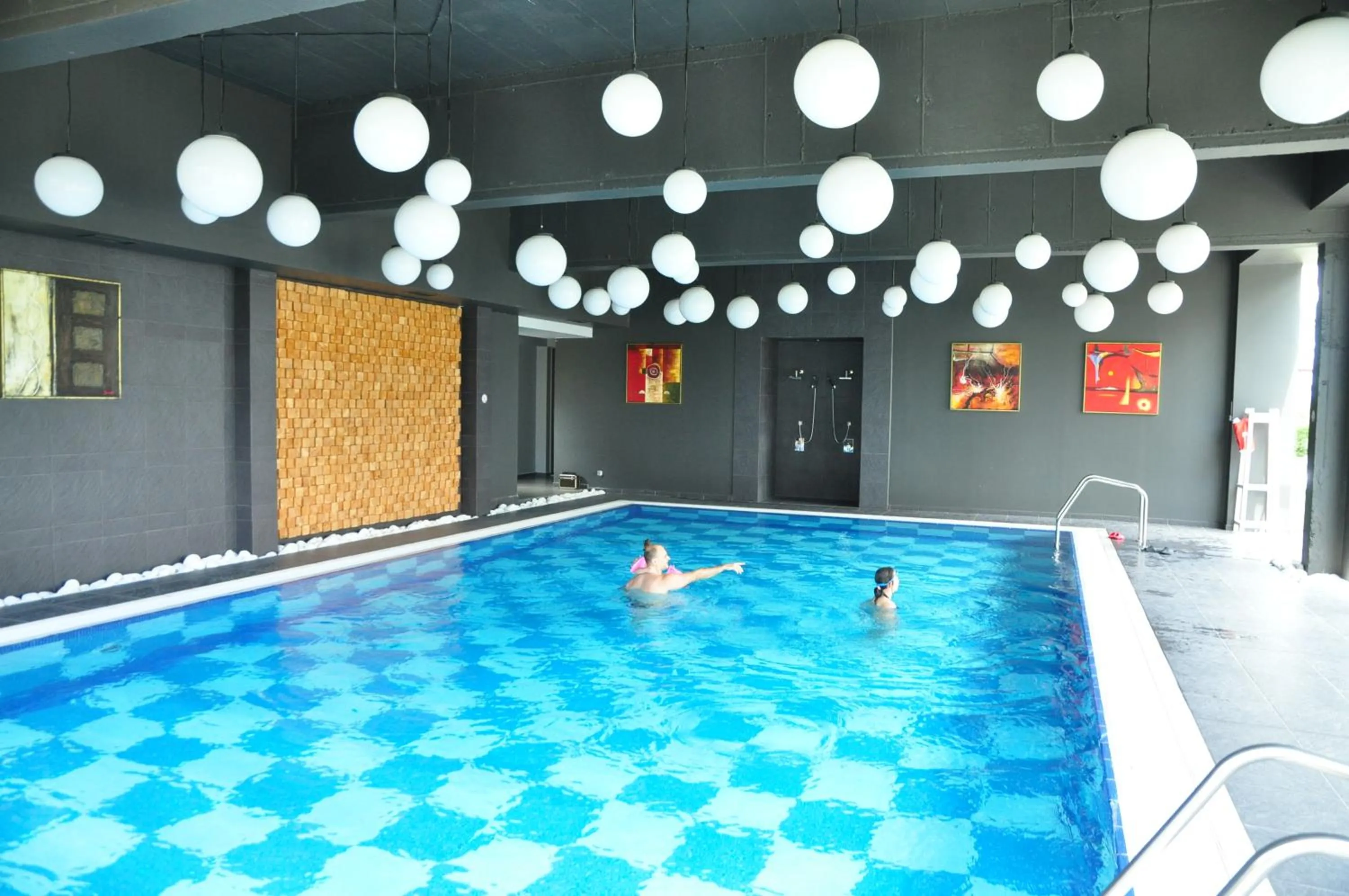  in 3 Mountains Hotel